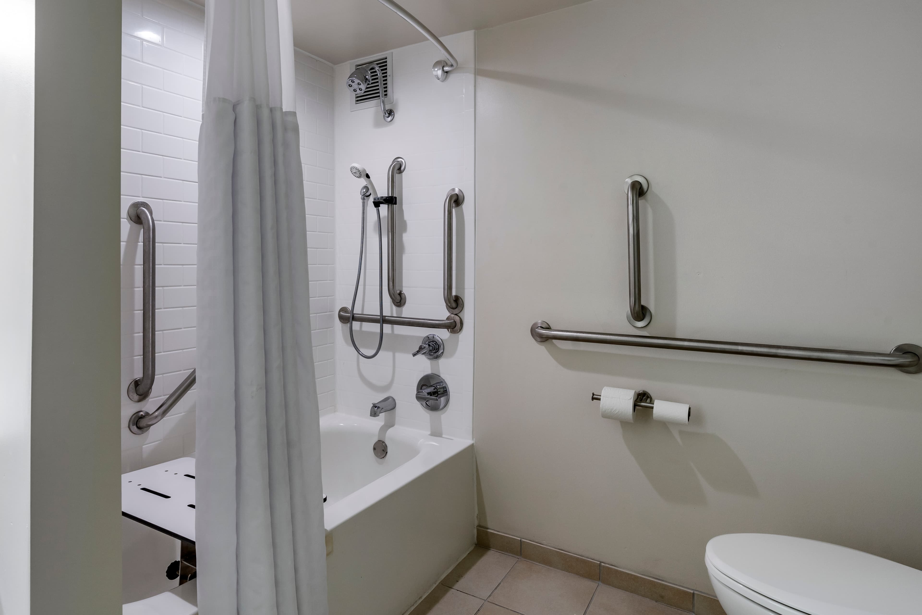 Quality Inn Lexington -Horse Park — 8