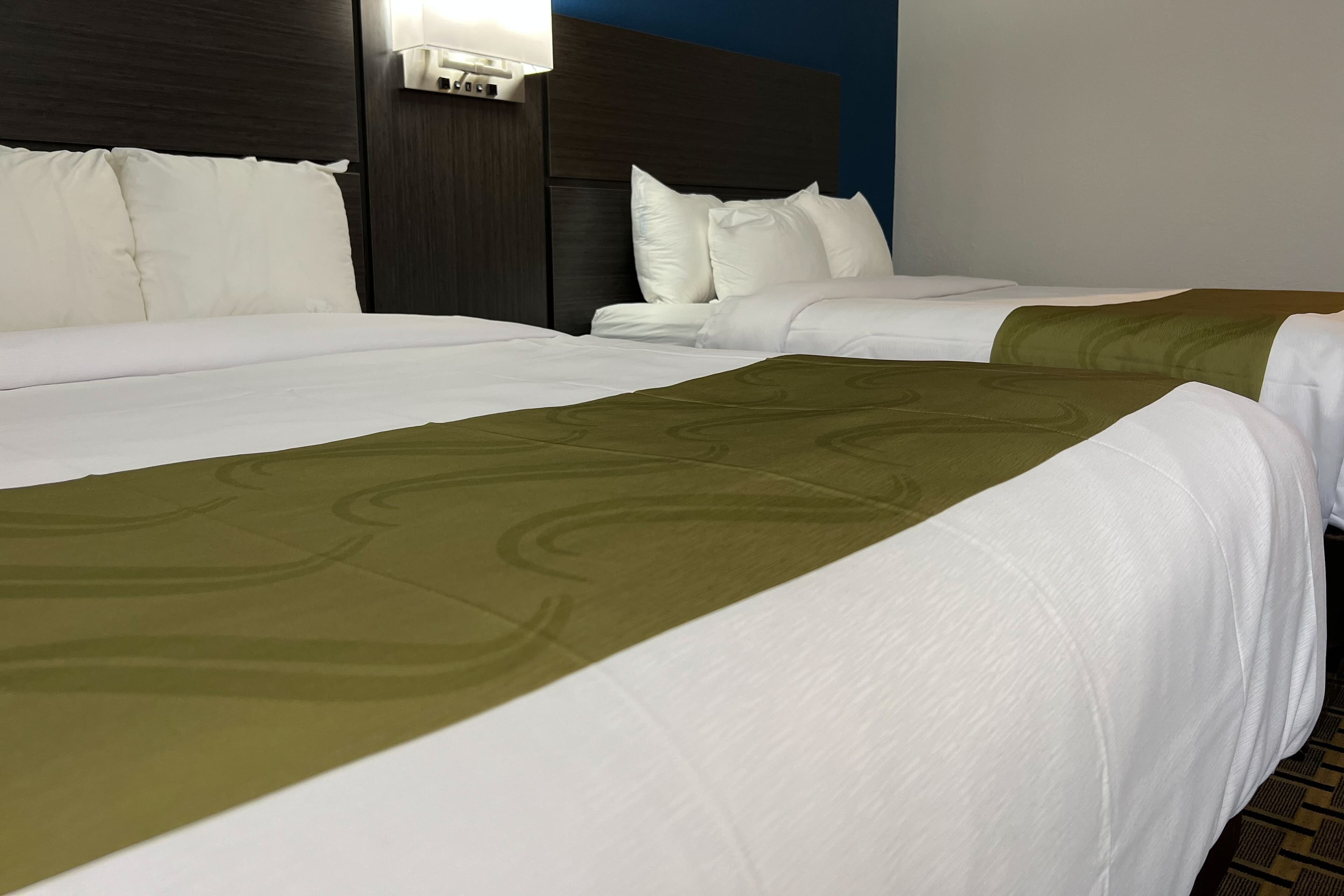 Quality Inn & Suites Louisville East — 14