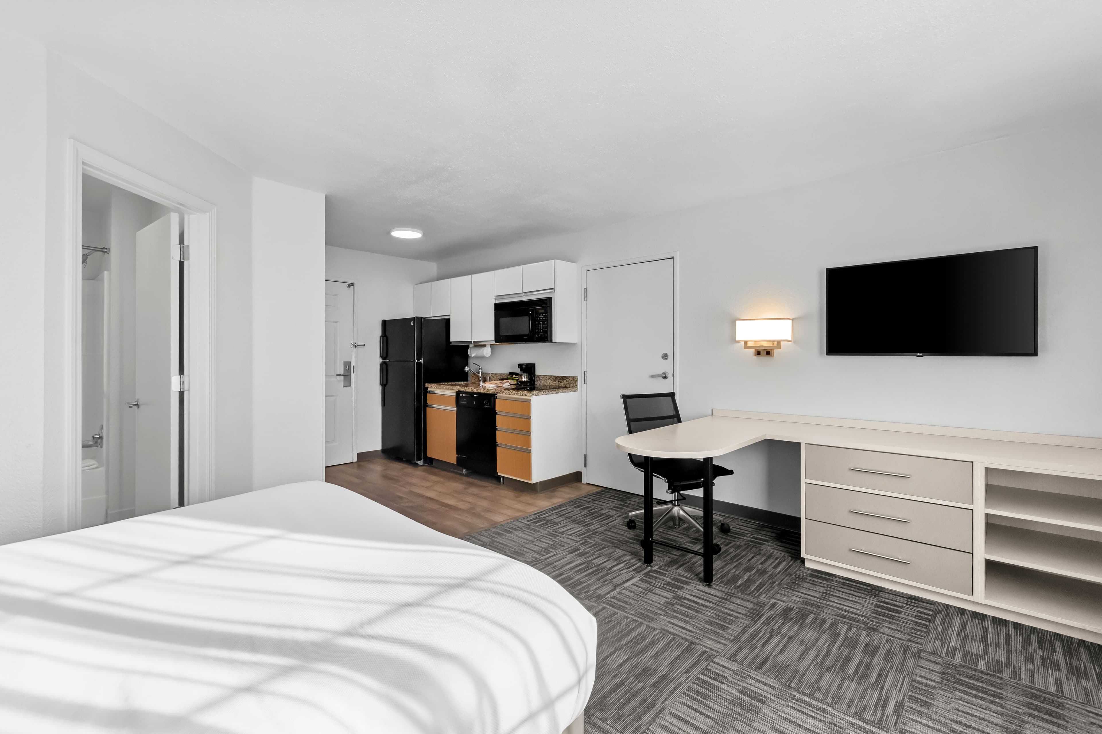 MainStay Suites Louisville Jeffersontown — 11