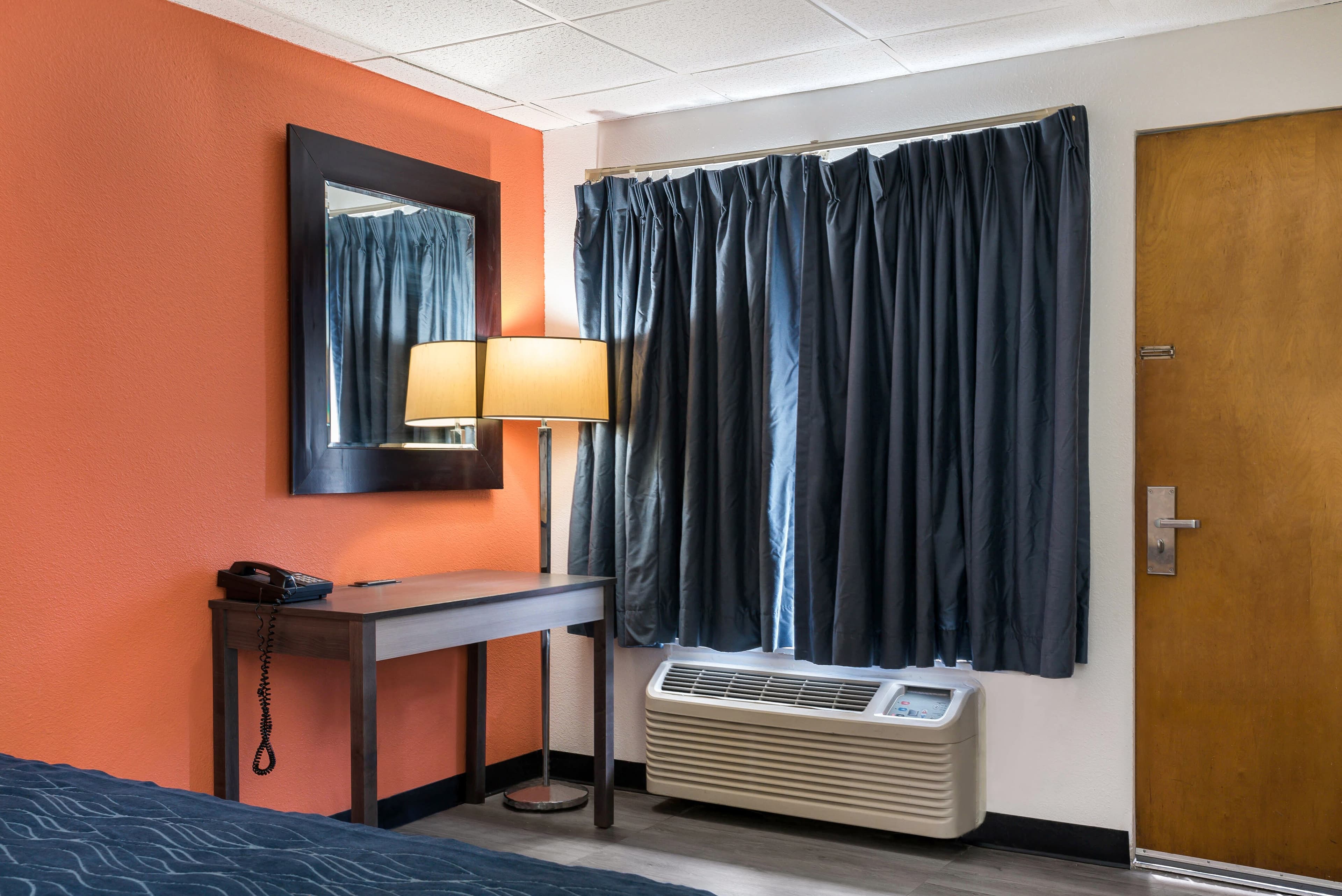 Rodeway Inn Harlan - Image 4