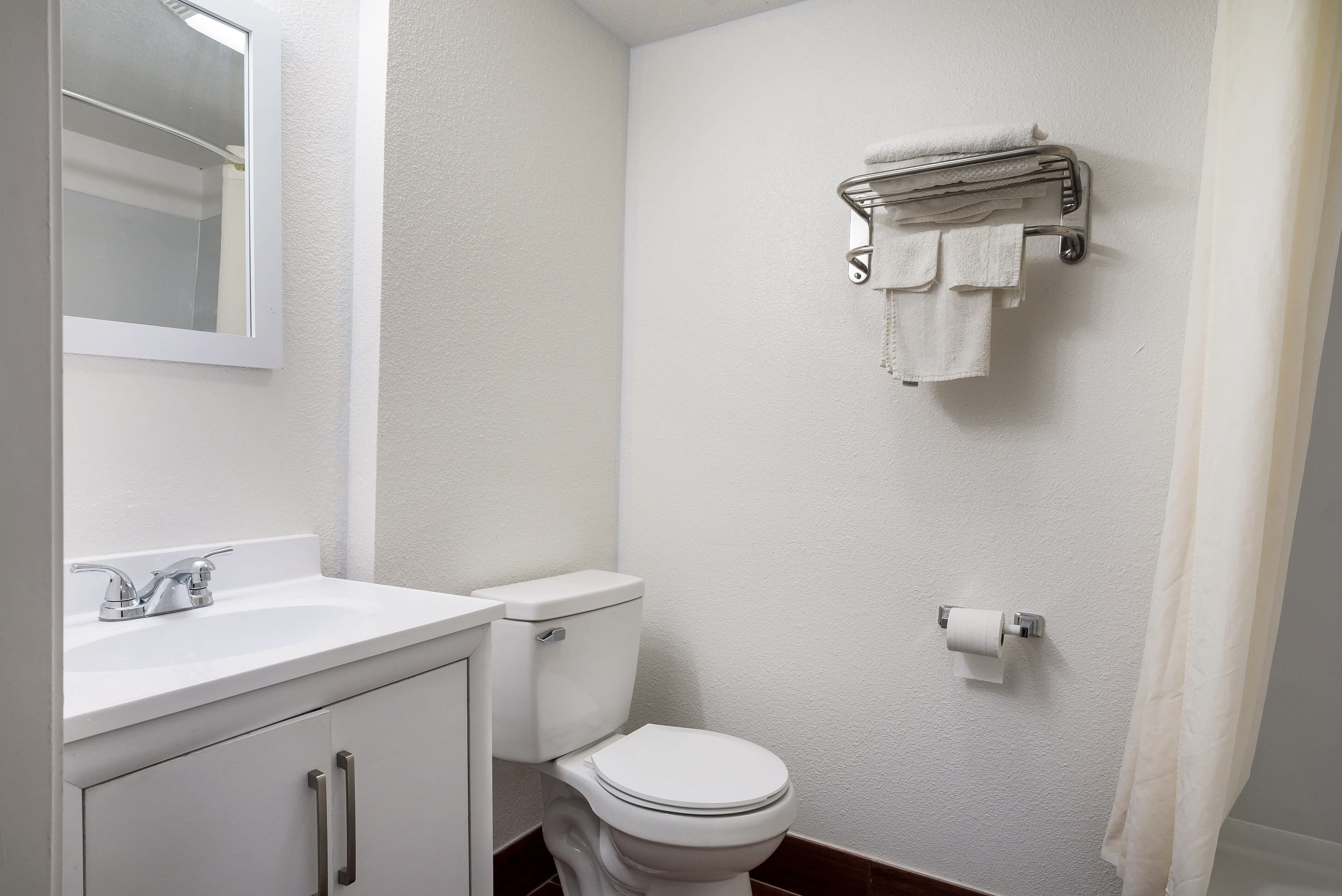 Rodeway Inn Harlan — 15