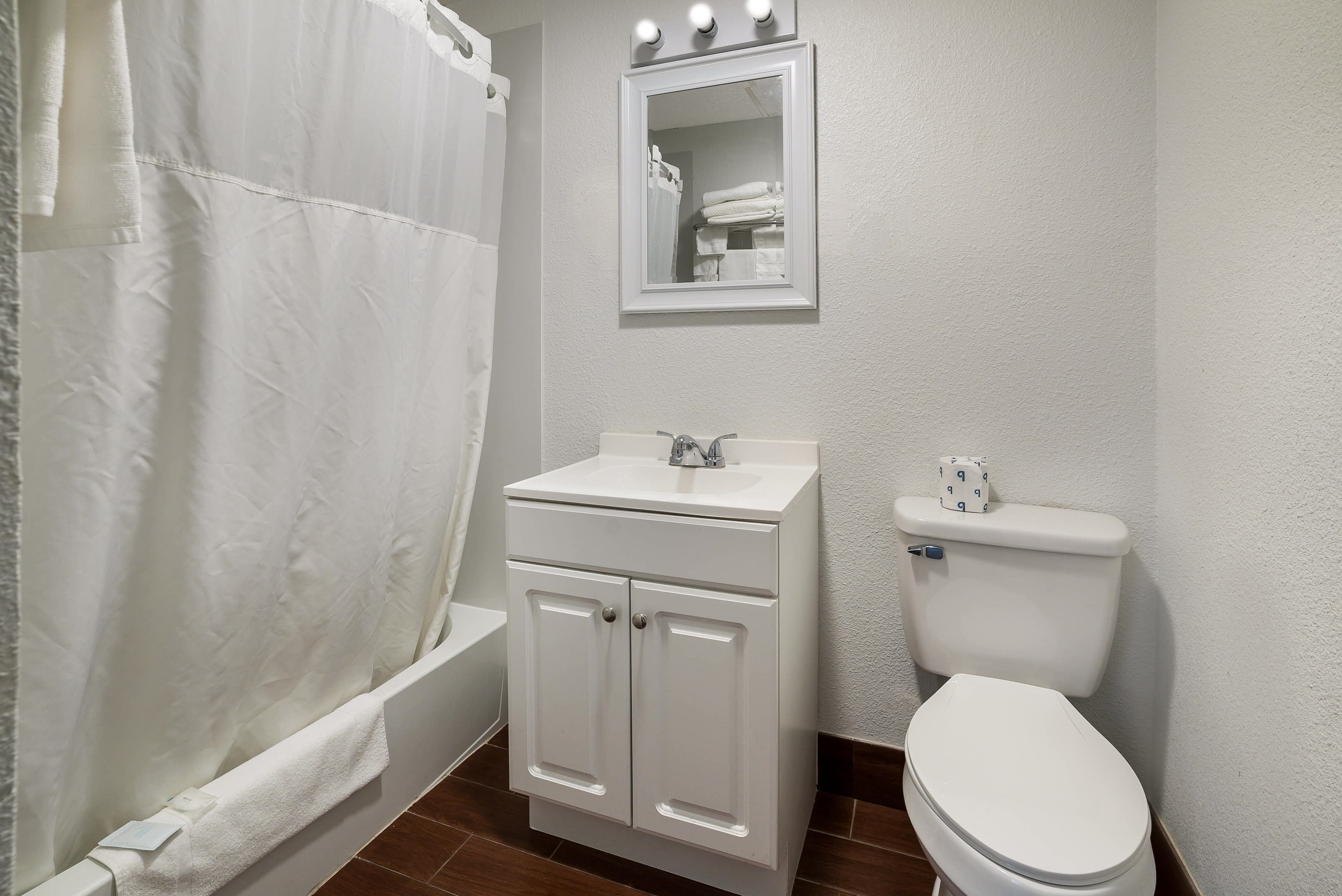Rodeway Inn Harlan — 11