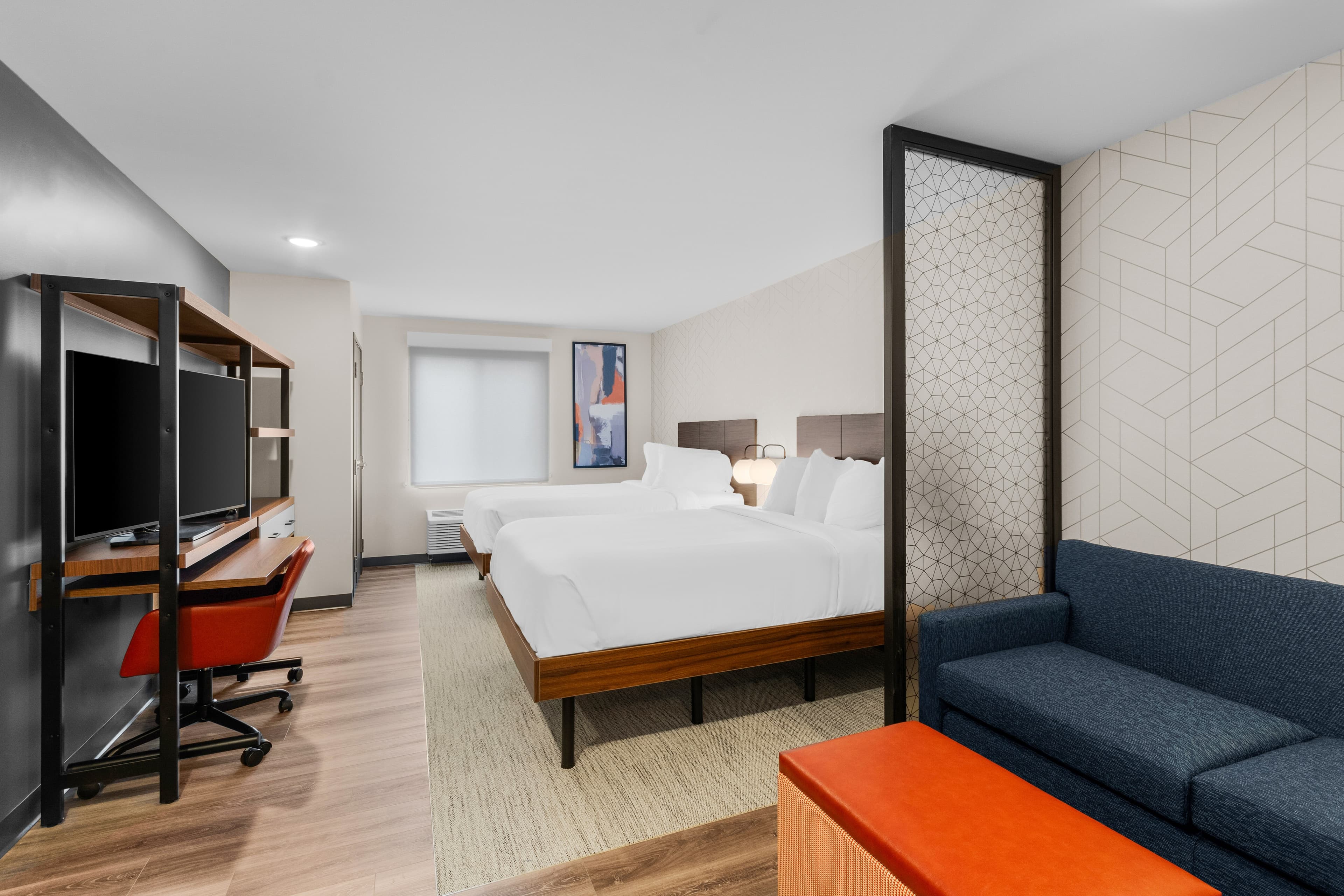 Everhome Suites Lexington - Horse Park — 16