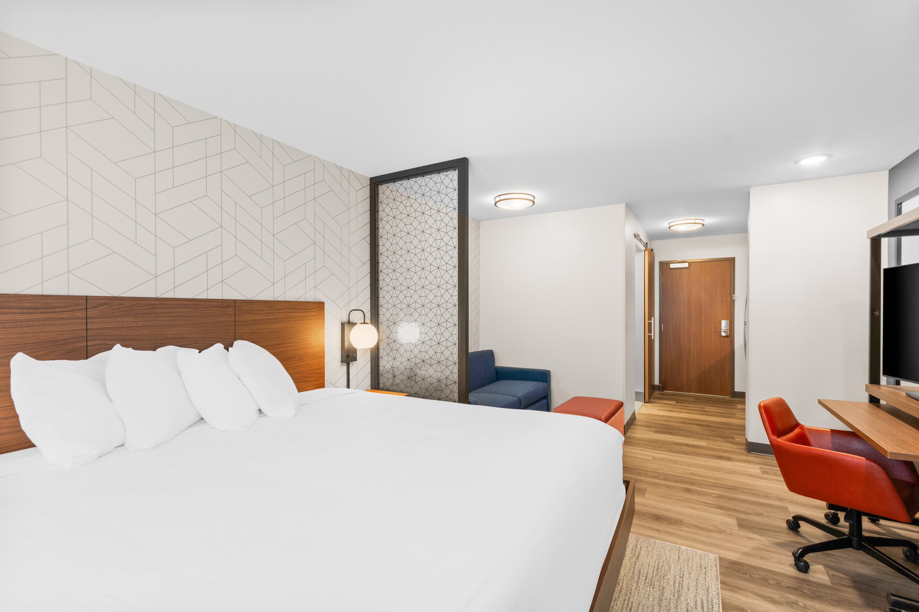 Everhome Suites Lexington - Horse Park — 22