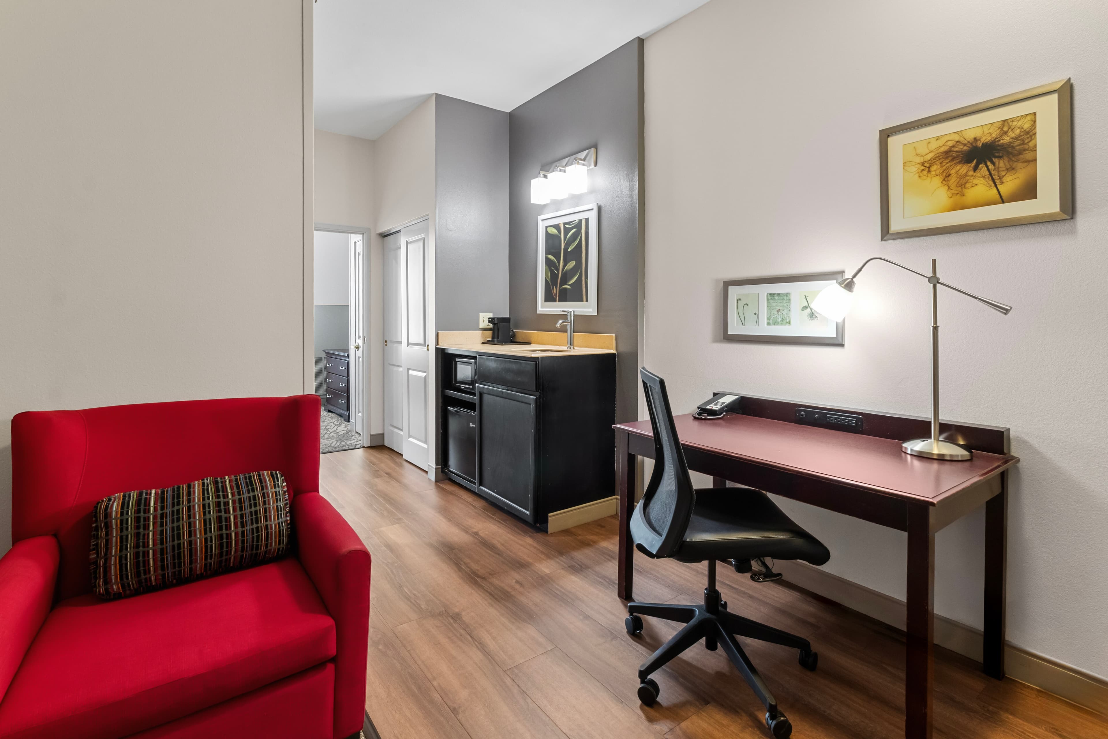 Country Inn & Suites by Radisson, Bowling Green, KY - Image 3