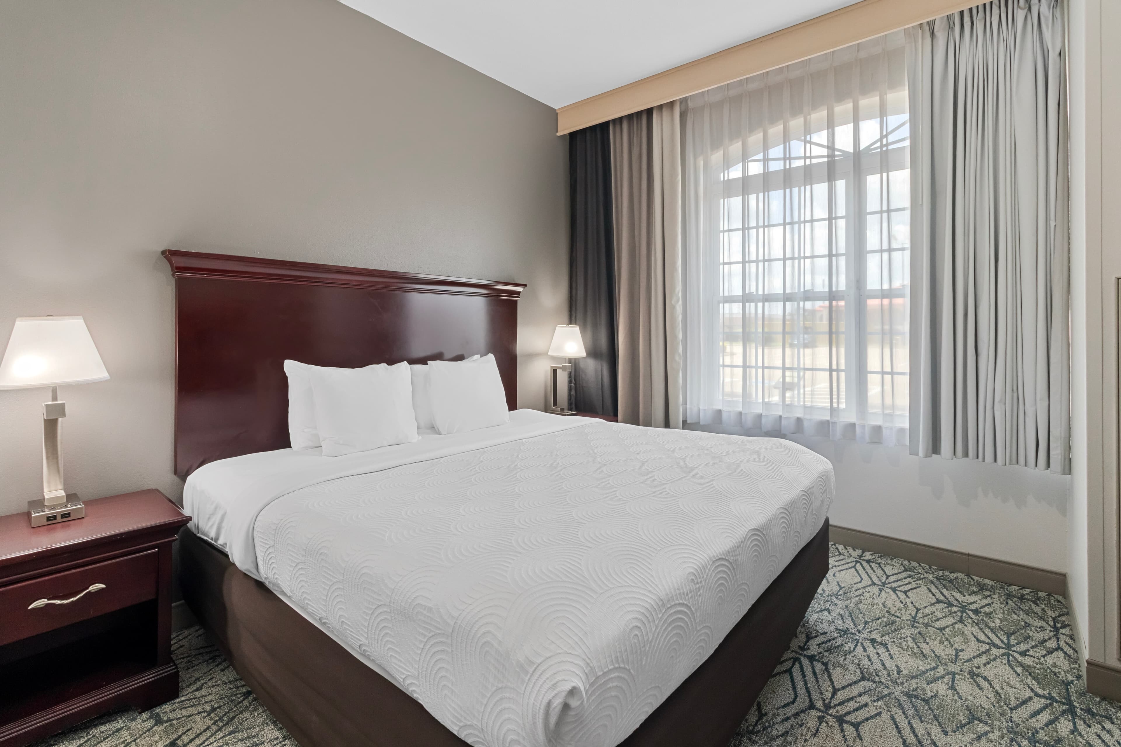 Country Inn & Suites by Radisson, Bowling Green, KY - Image 4