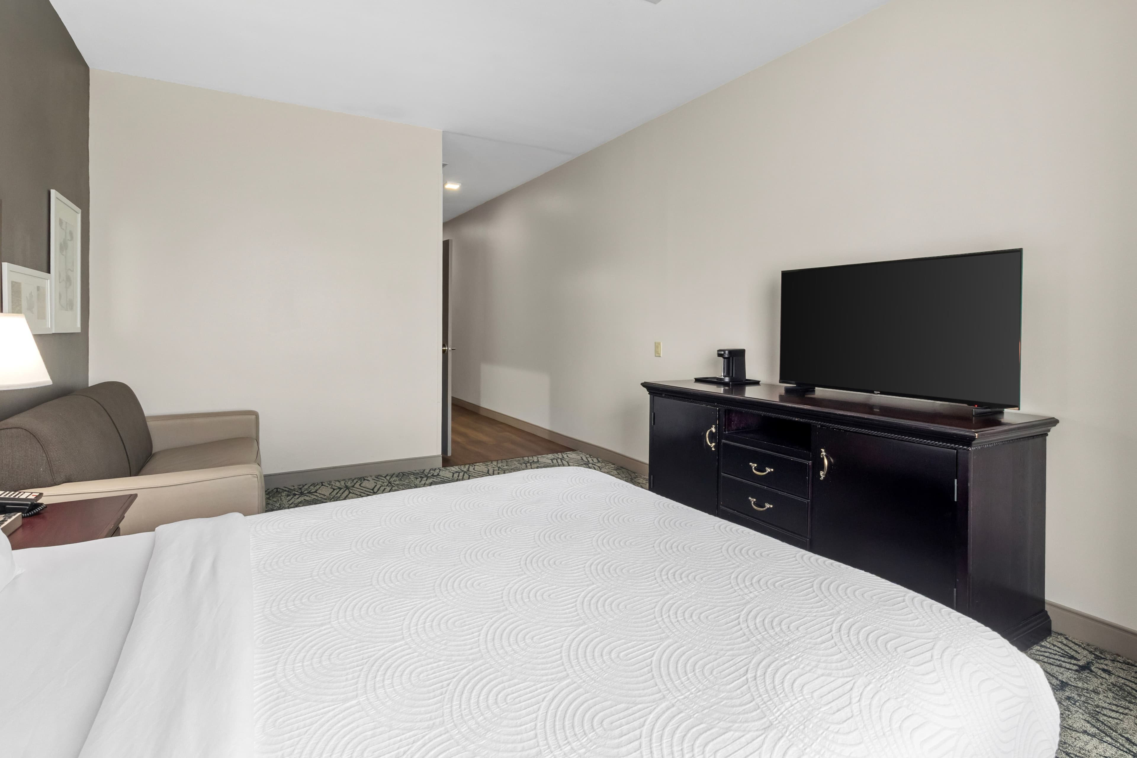 Country Inn & Suites by Radisson, Bowling Green, KY — 12