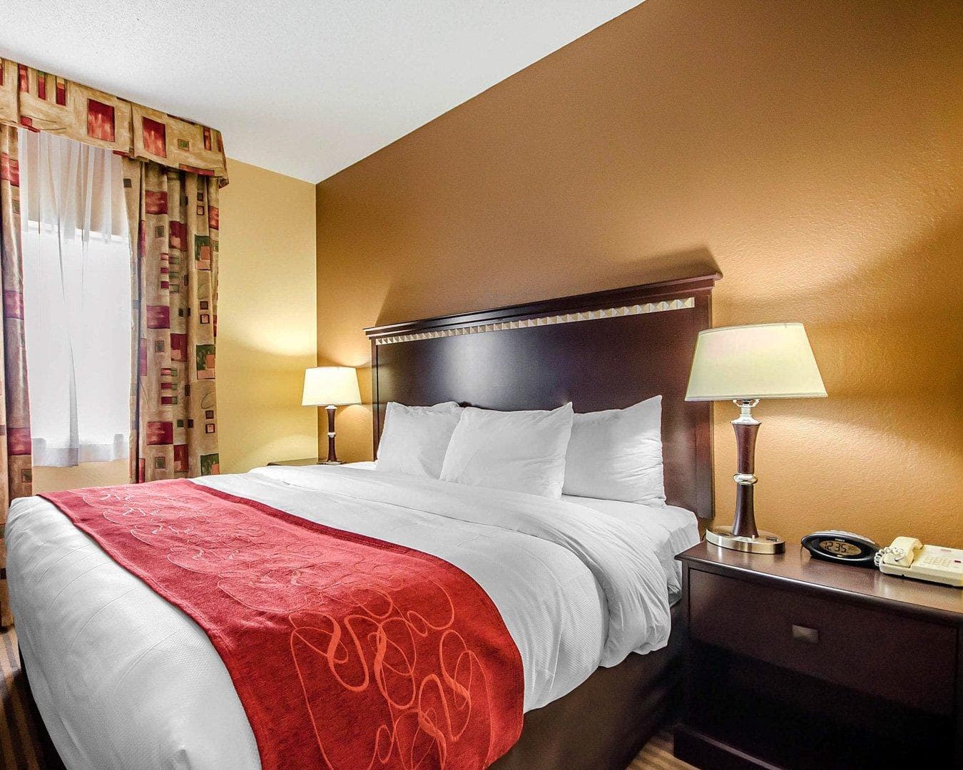 Comfort Suites Louisville East — 12