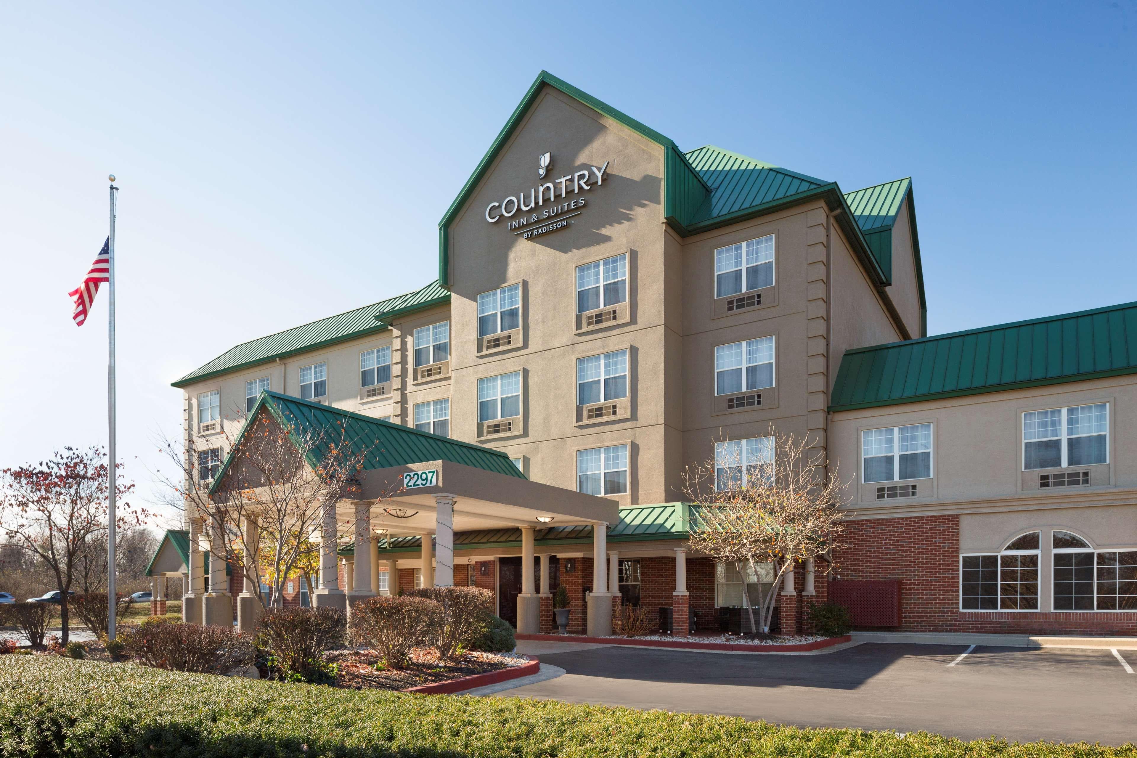 Country Inn & Suites by Radisson, Lexington, KY - Image 1