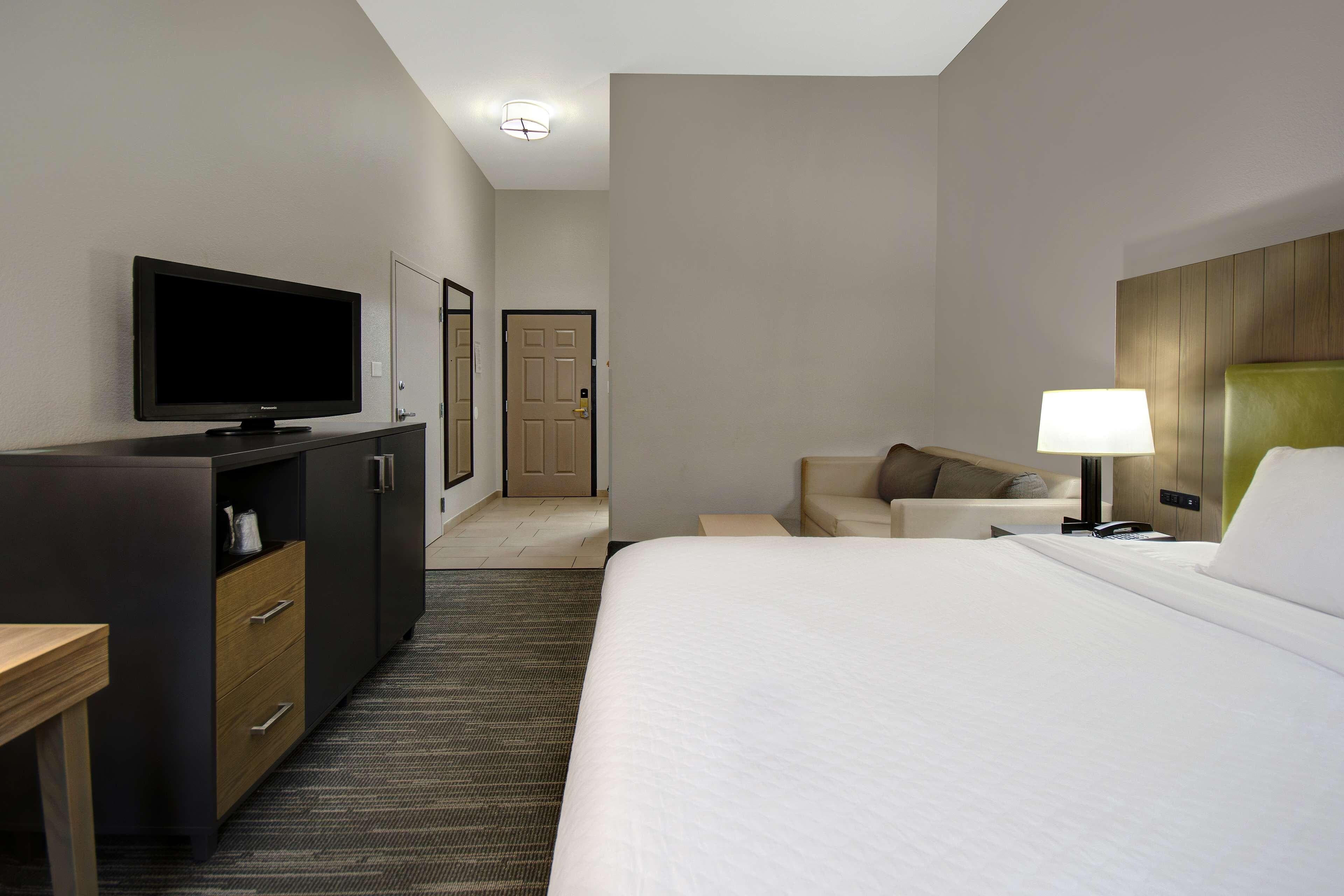 Country Inn & Suites by Radisson, Cincinnati Airport, KY — 8