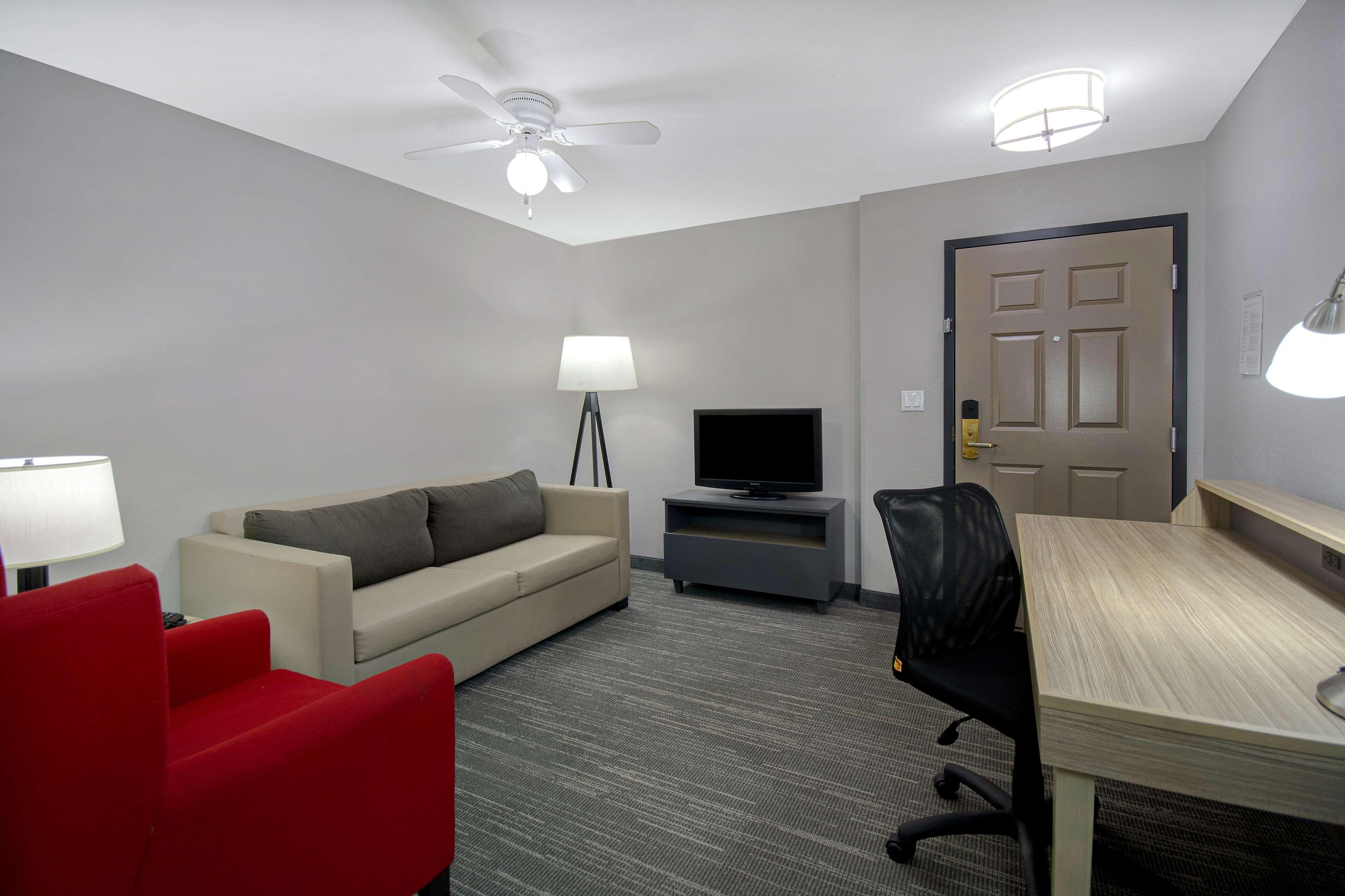 Country Inn & Suites by Radisson, Cincinnati Airport, KY — 12