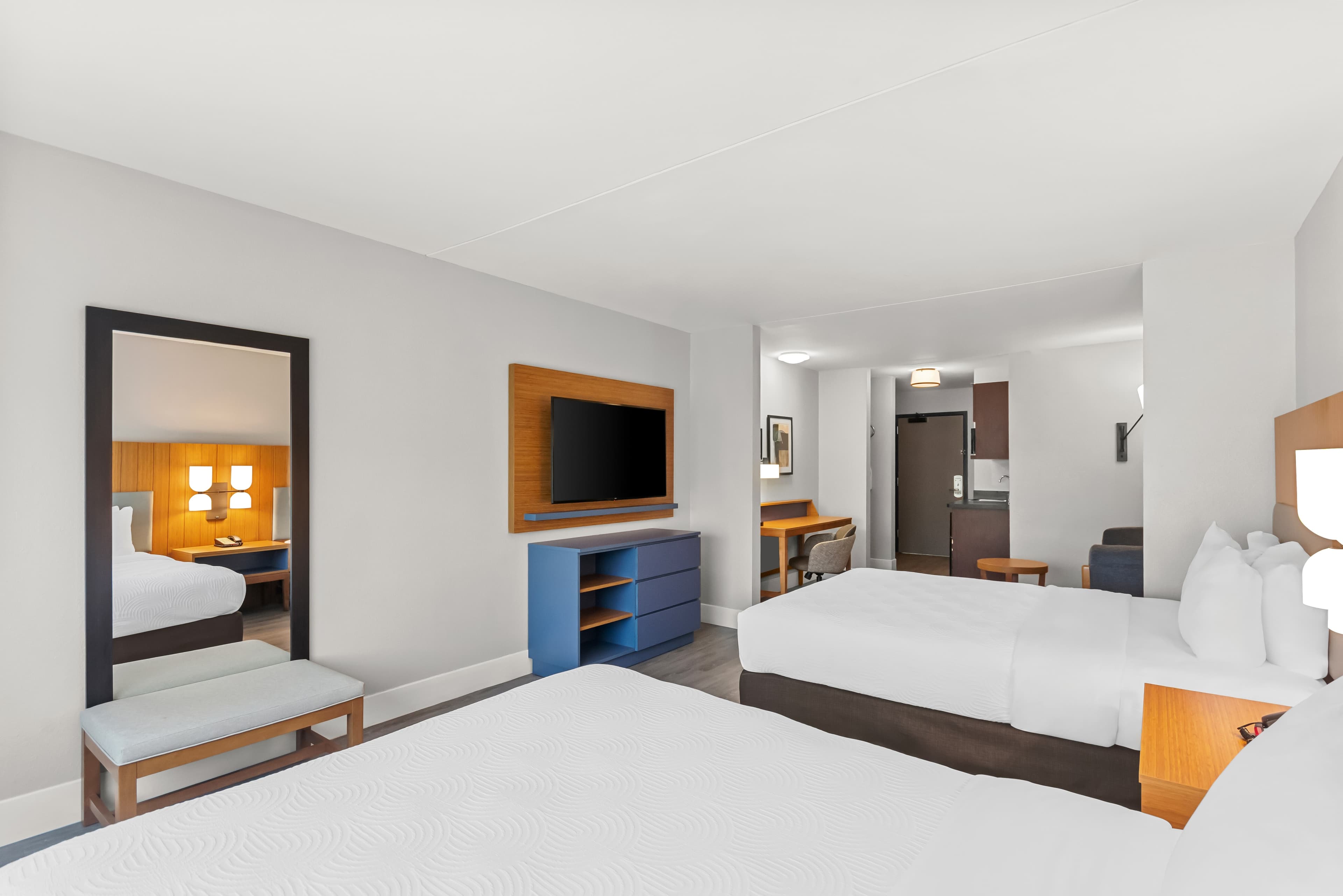 Country Inn & Suites by Radisson, Elizabethtown — 30