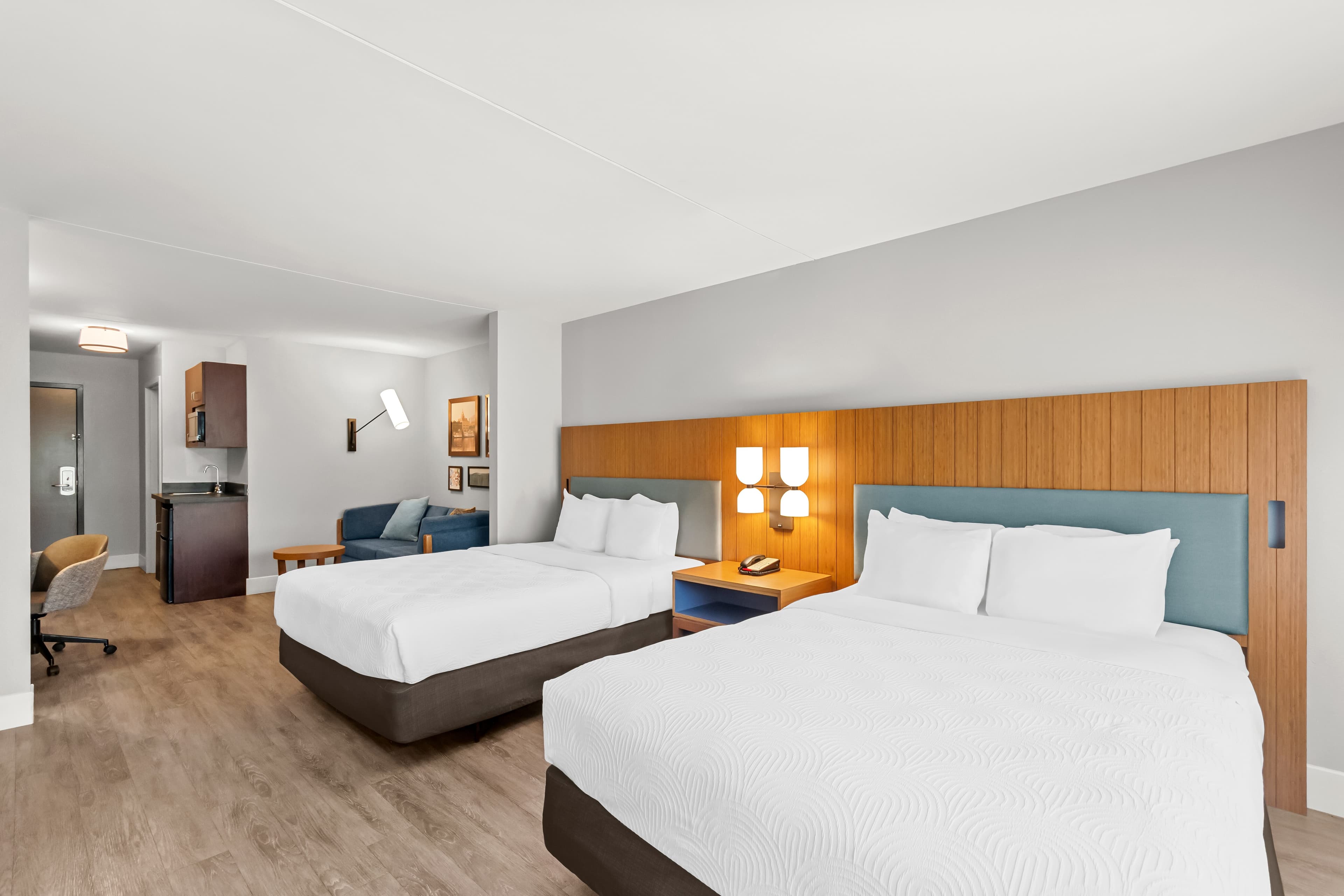 Country Inn & Suites by Radisson, Elizabethtown — 33