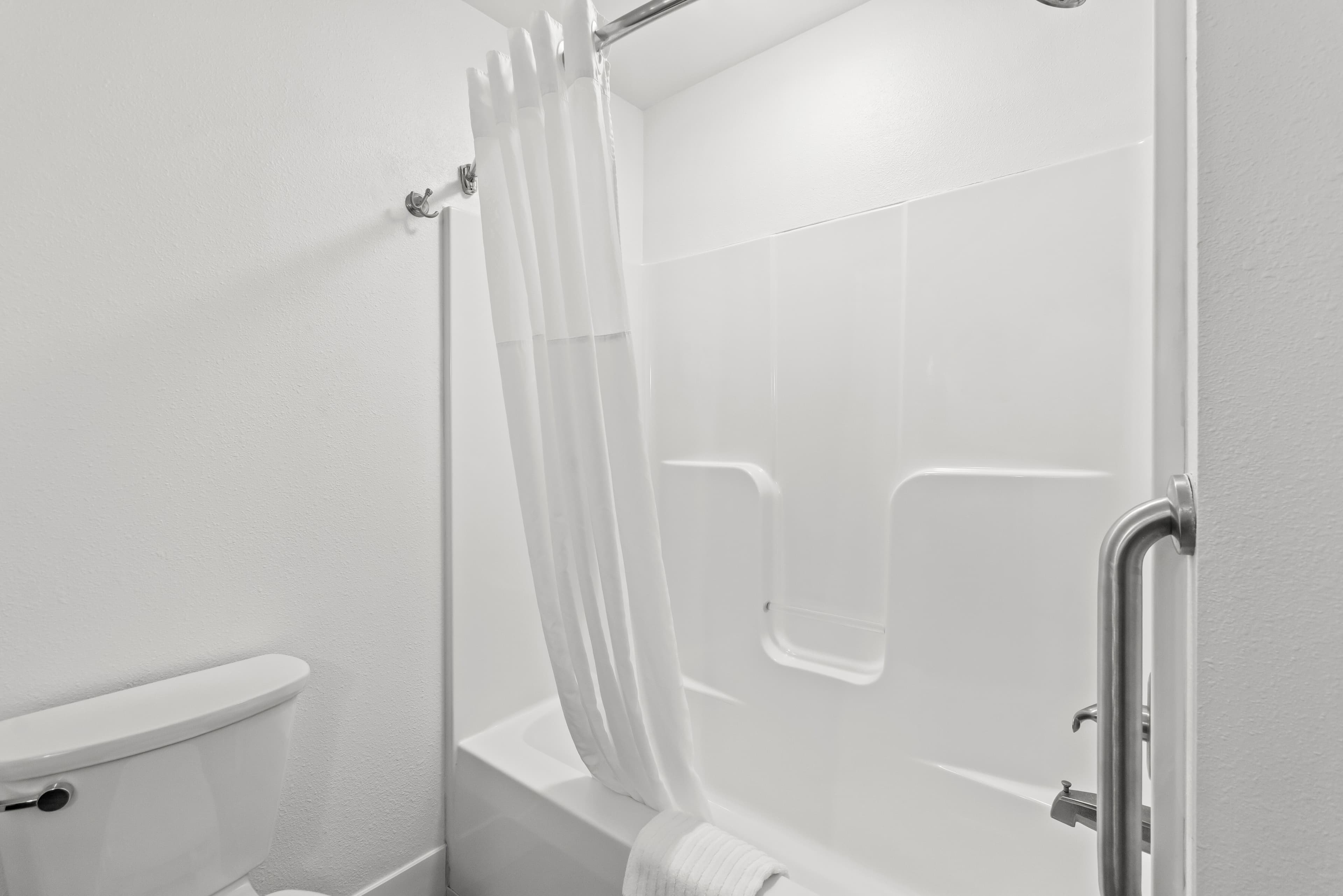 Country Inn & Suites by Radisson, Elizabethtown — 35