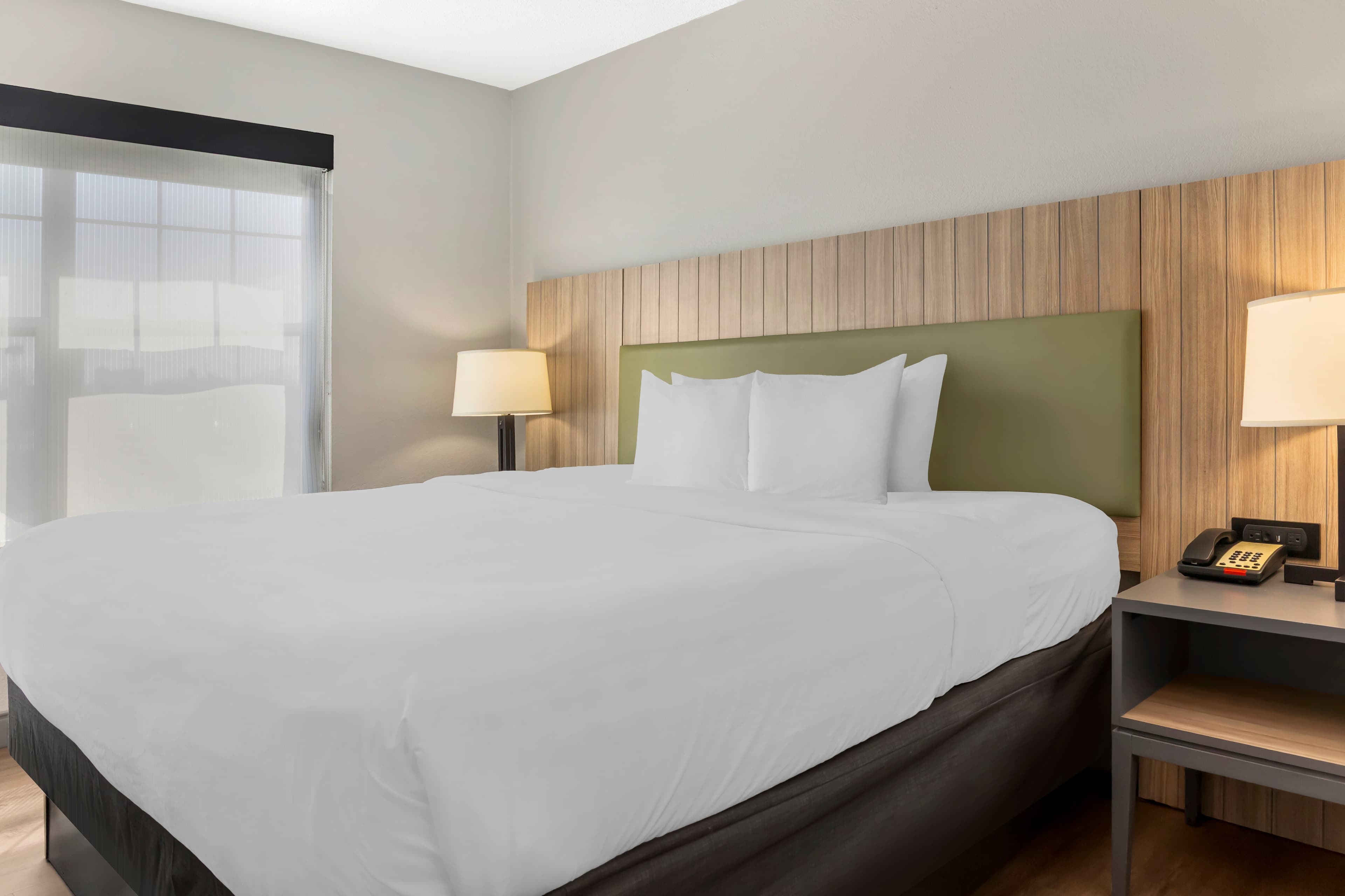 Country Inn & Suites by Radisson, Georgetown, KY — 7