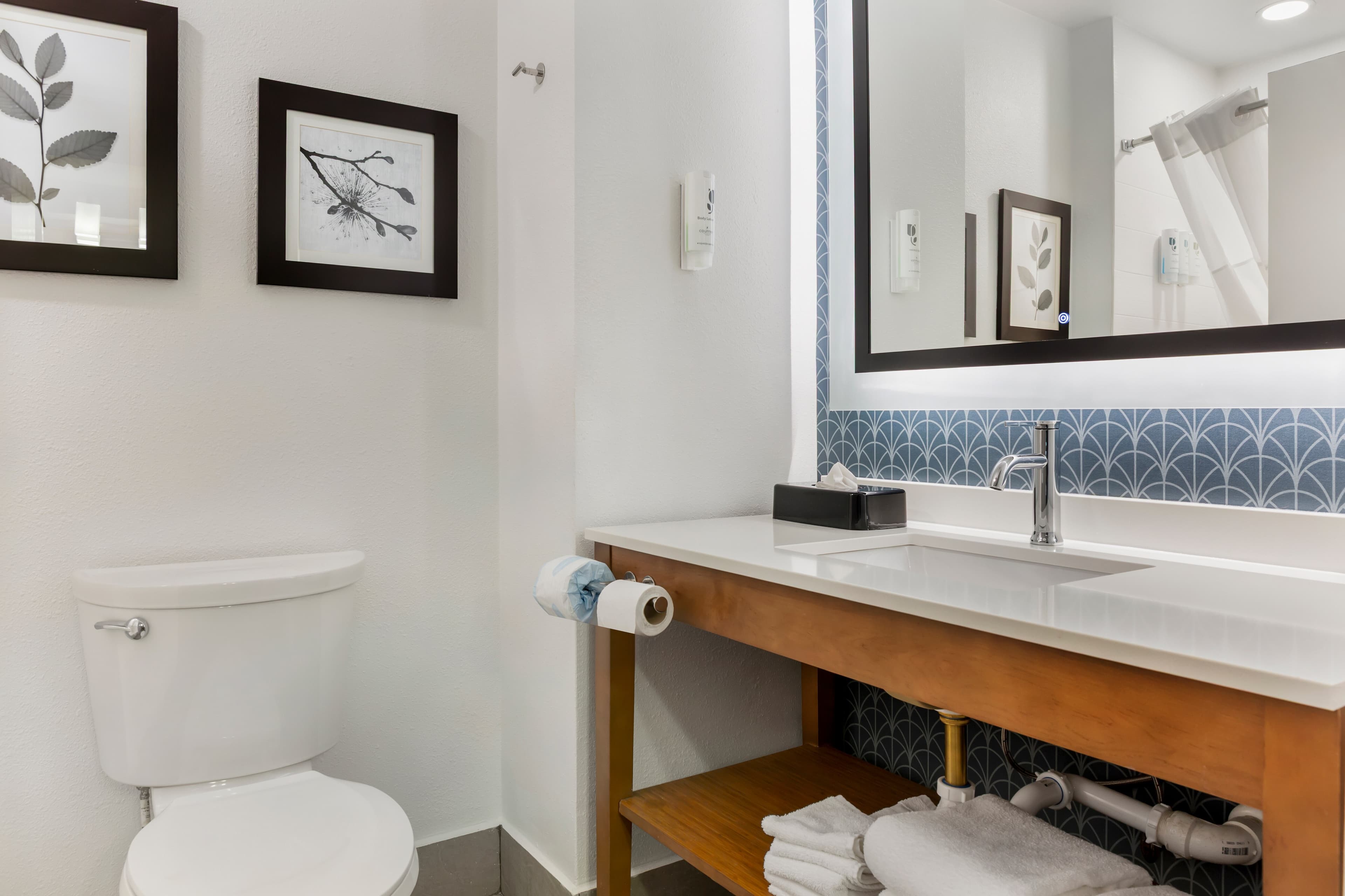 Country Inn & Suites by Radisson, Georgetown, KY — 10