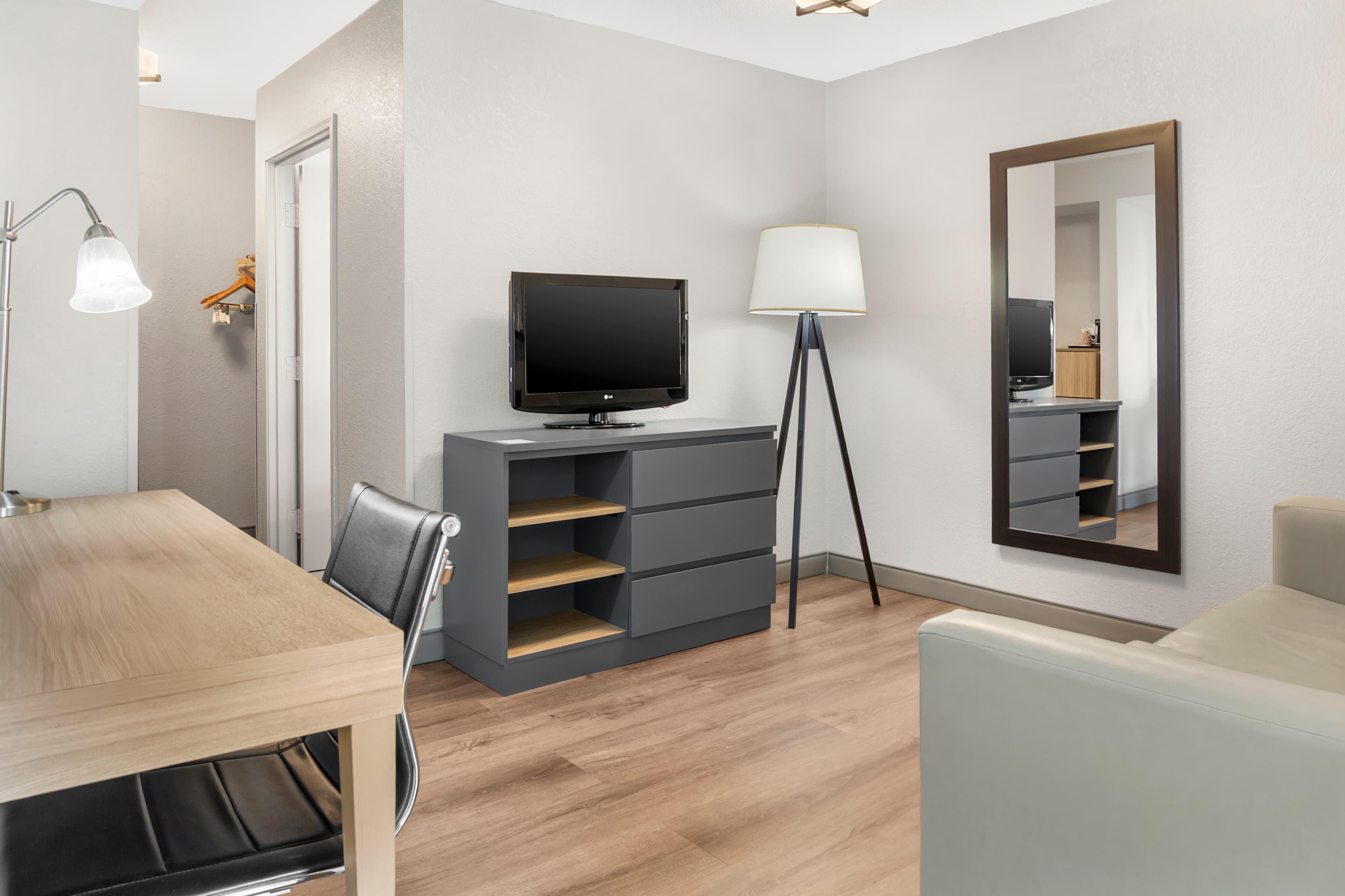 Country Inn & Suites by Radisson, Georgetown, KY — 26