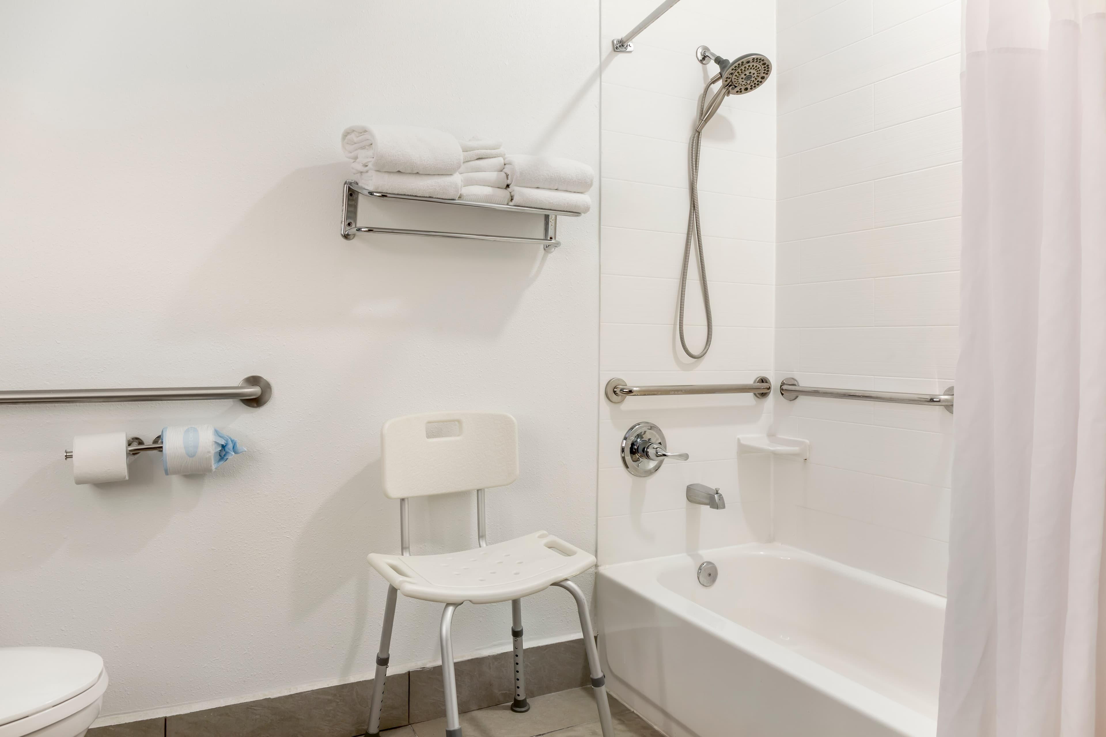 Country Inn & Suites by Radisson, Georgetown, KY — 23
