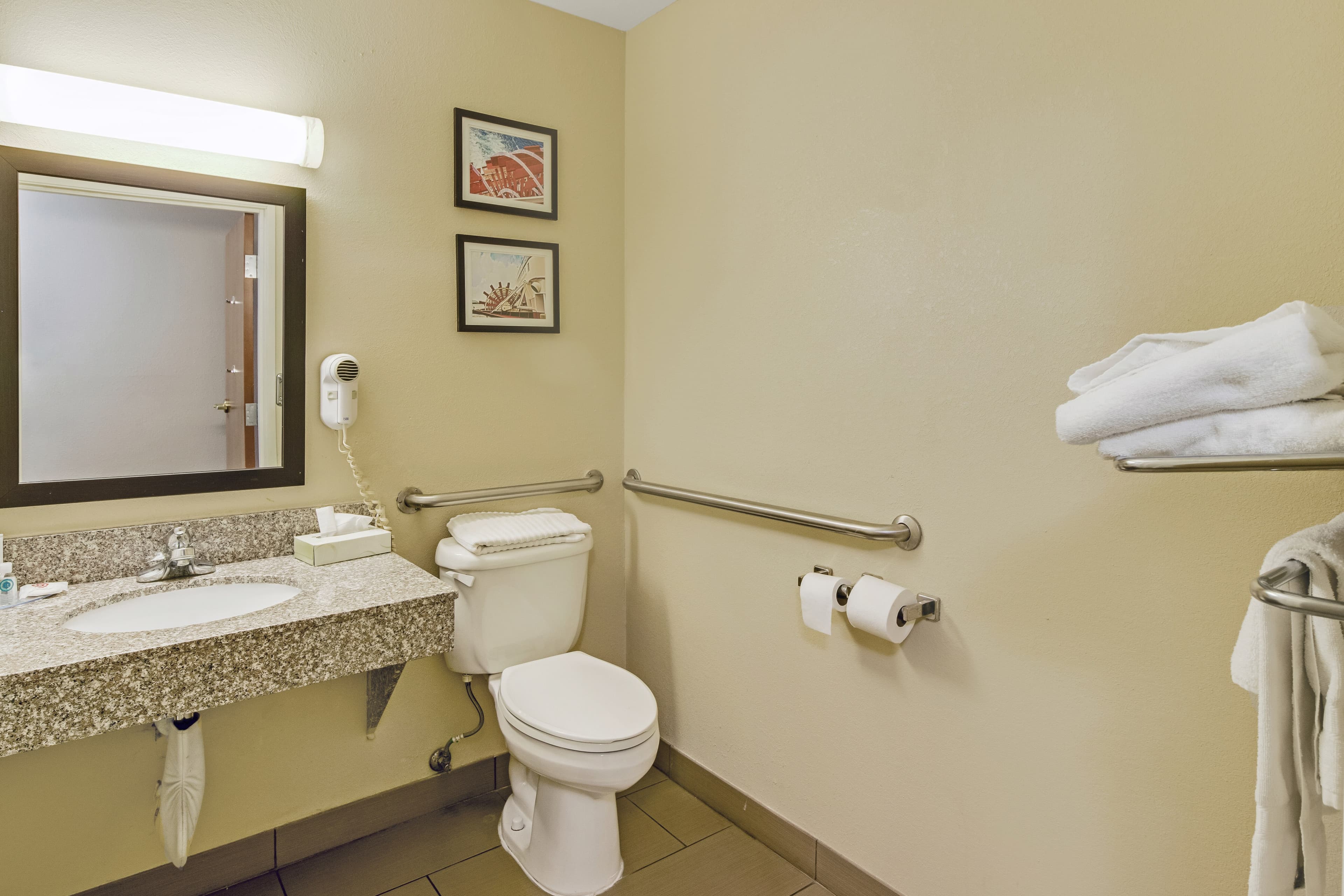 Comfort Inn Henderson - Evansville South - Image 5