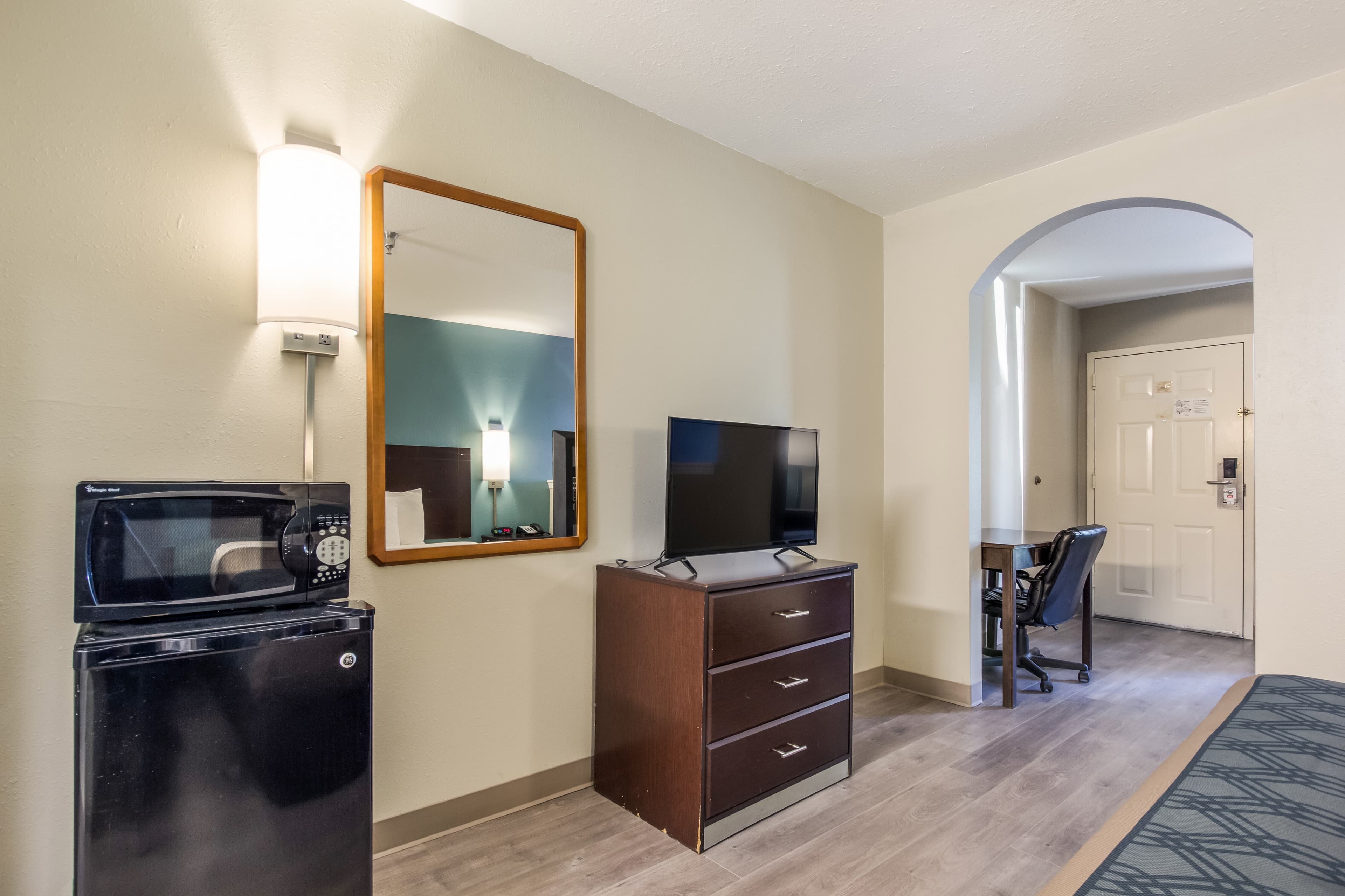Econo Lodge Inn & Suites Brooks - Louisville South — 18