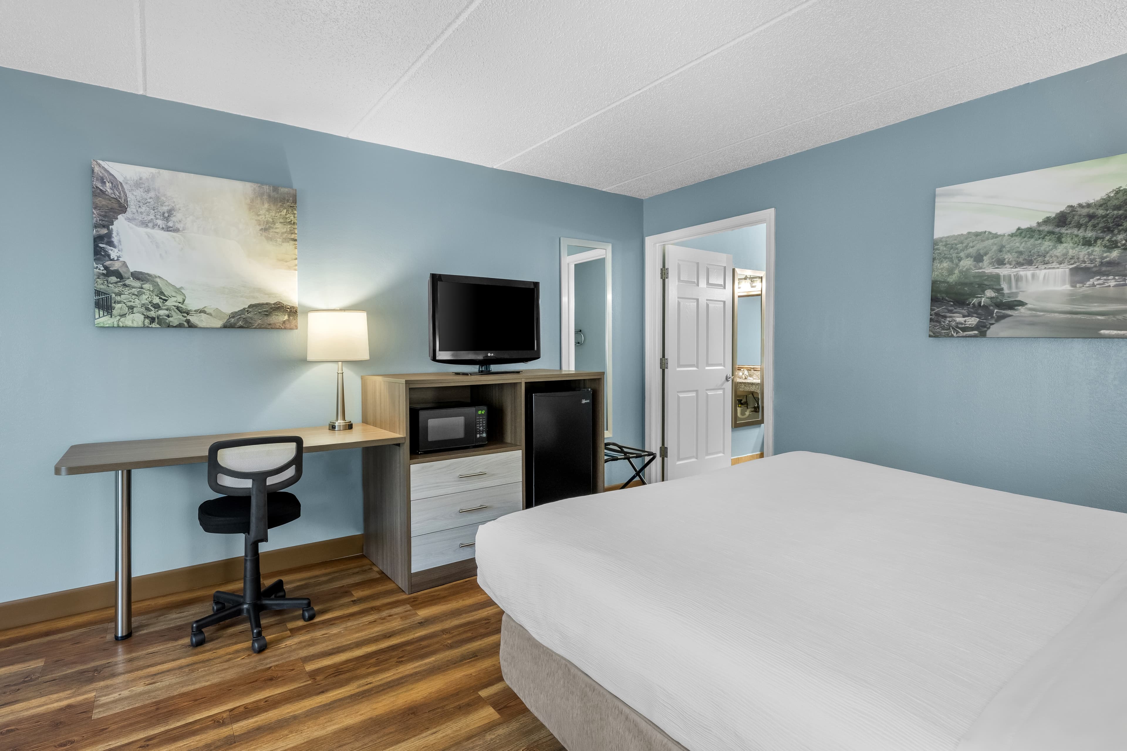 Quality Inn — 8