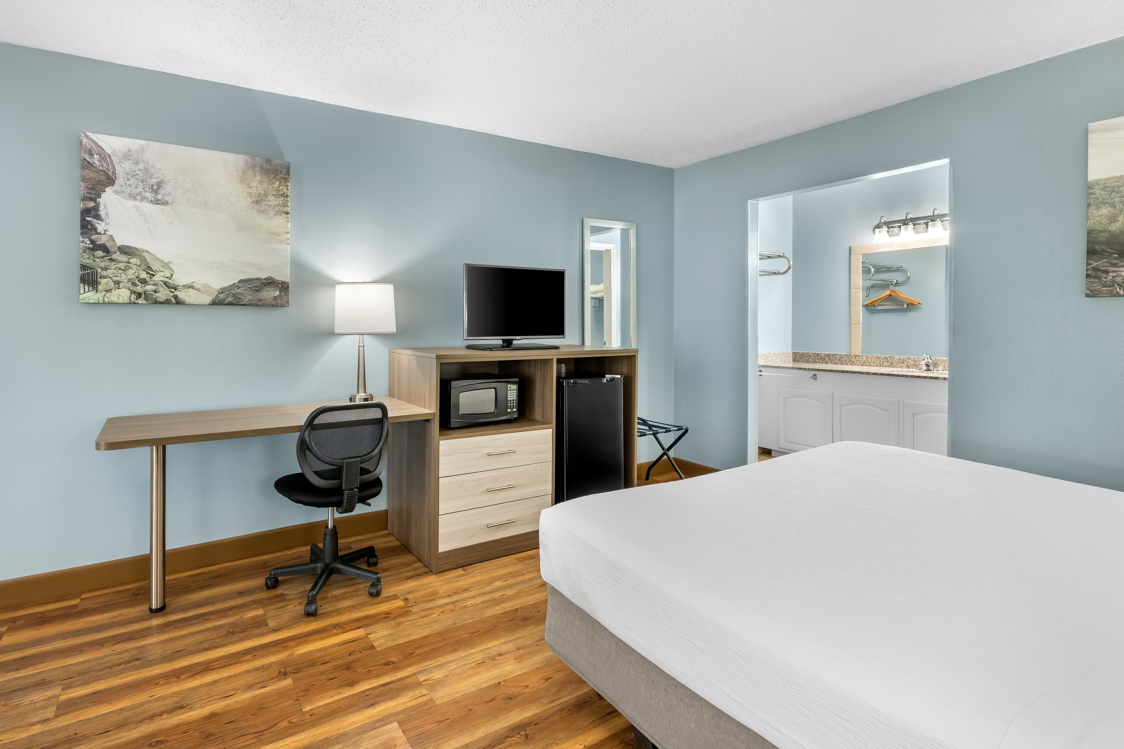 Quality Inn — 14