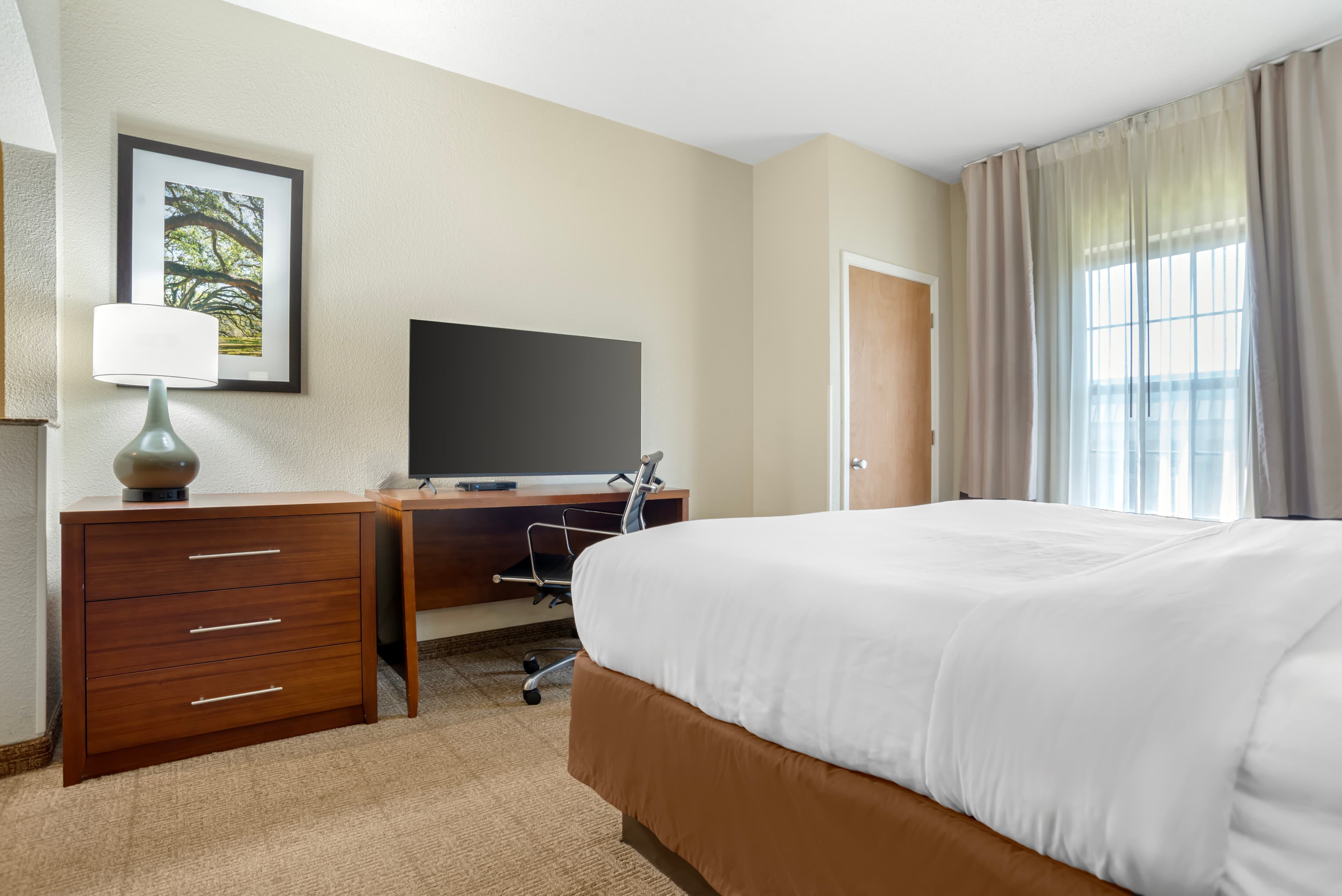 Comfort Suites Monroe - Image 4