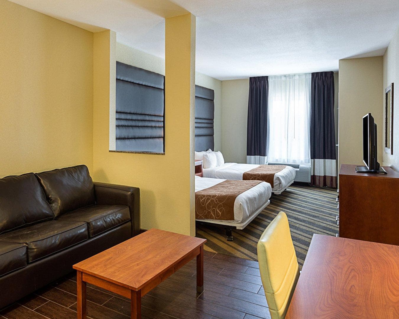 Comfort Suites near Tanger Outlet Mall — 11