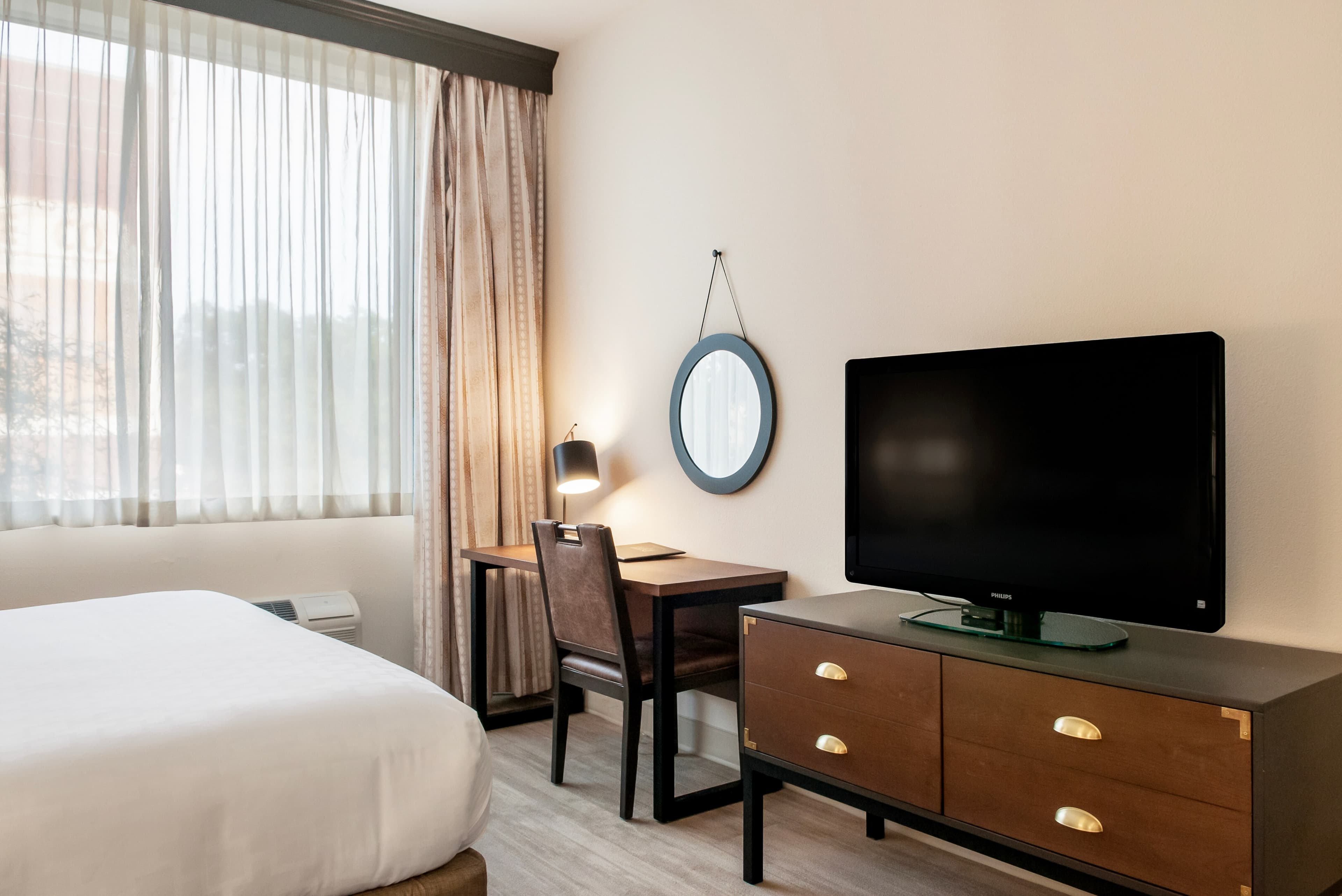 St Charles Coach House, an Ascend Collection Hotel — 7