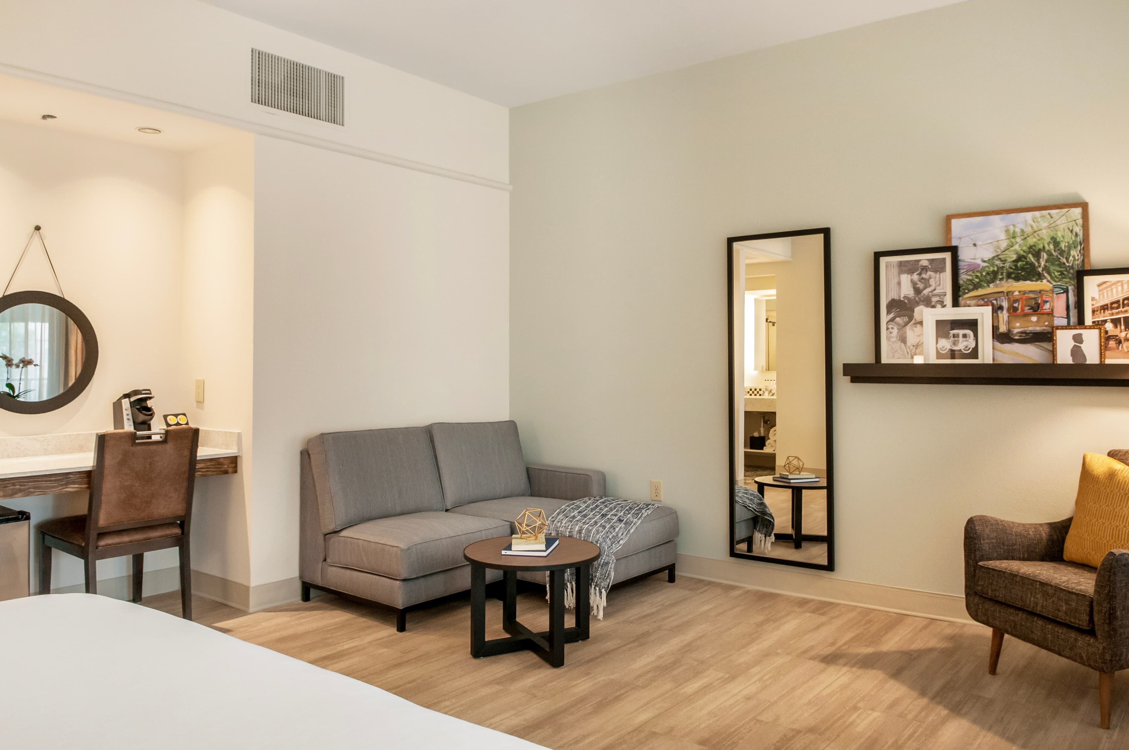 St Charles Coach House, an Ascend Collection Hotel — 19