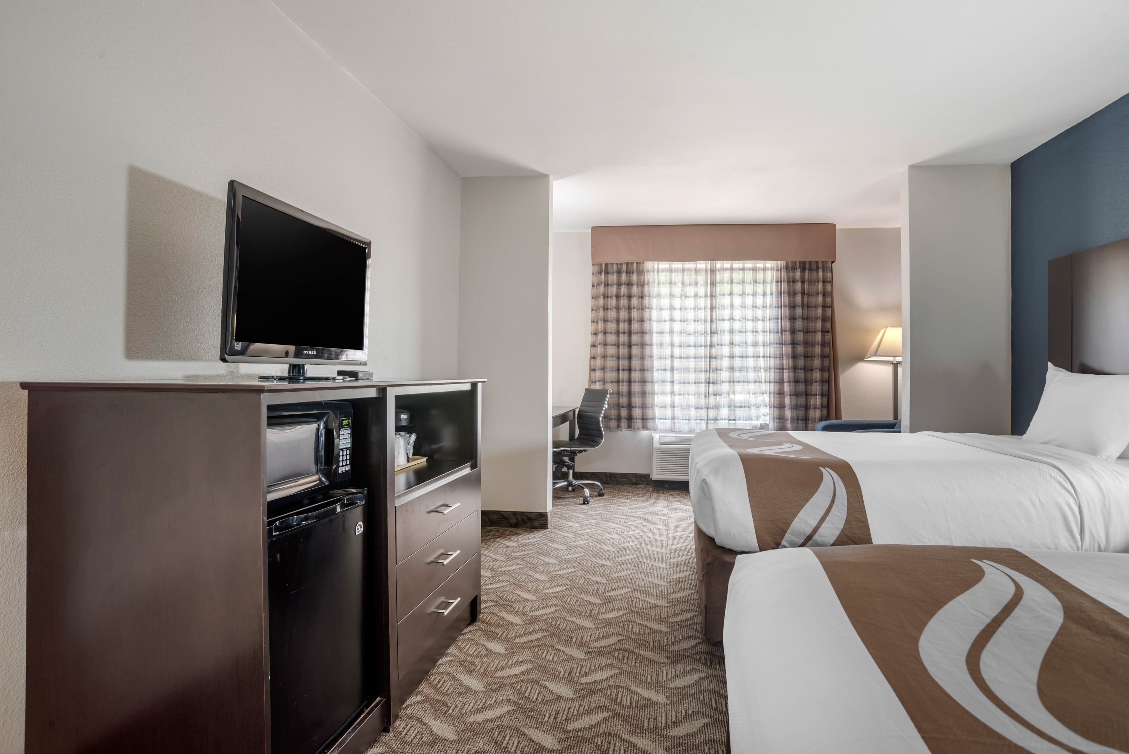 Quality Suites Baton Rouge East - Denham Springs — 9