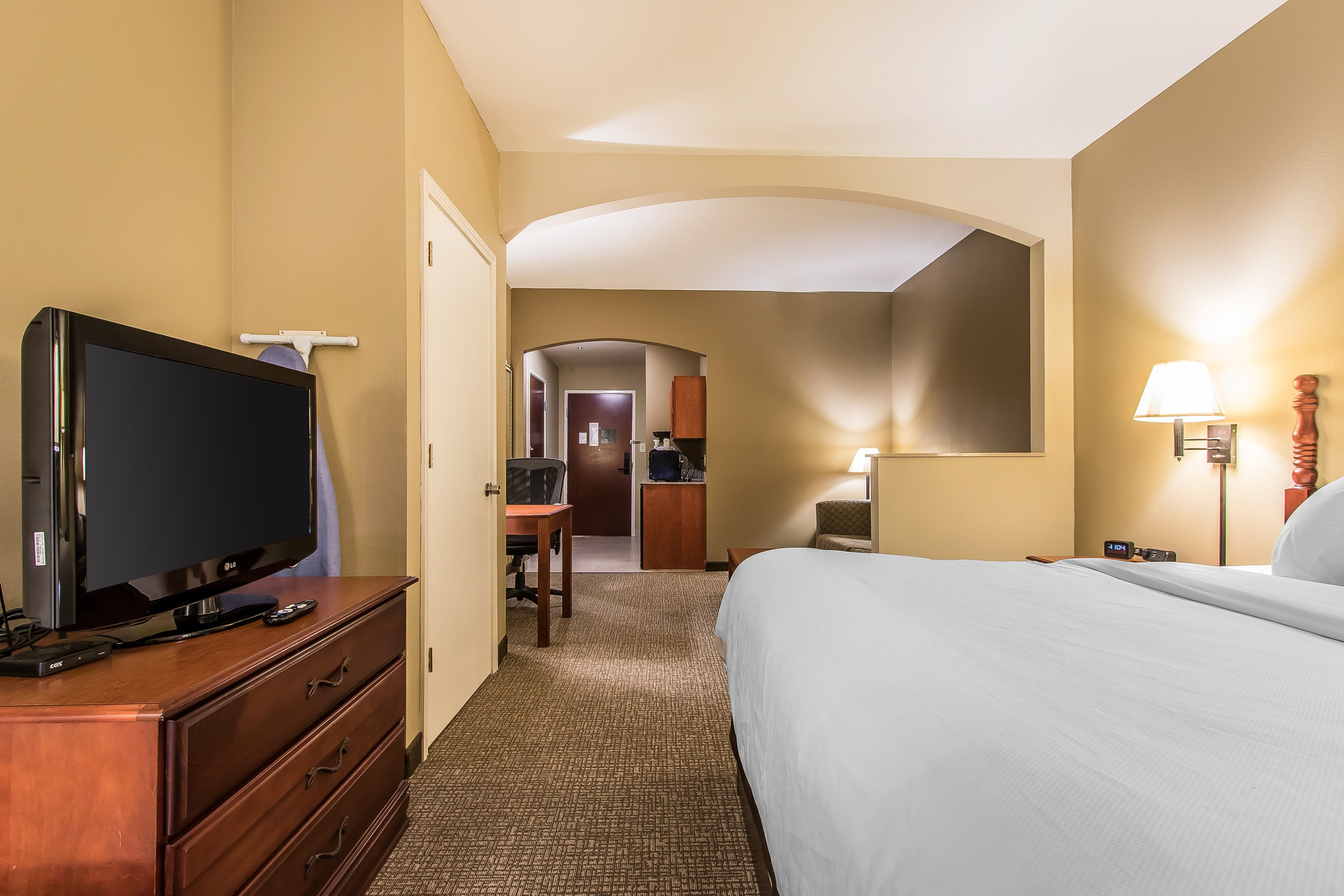 Quality Suites New Iberia - Image 3