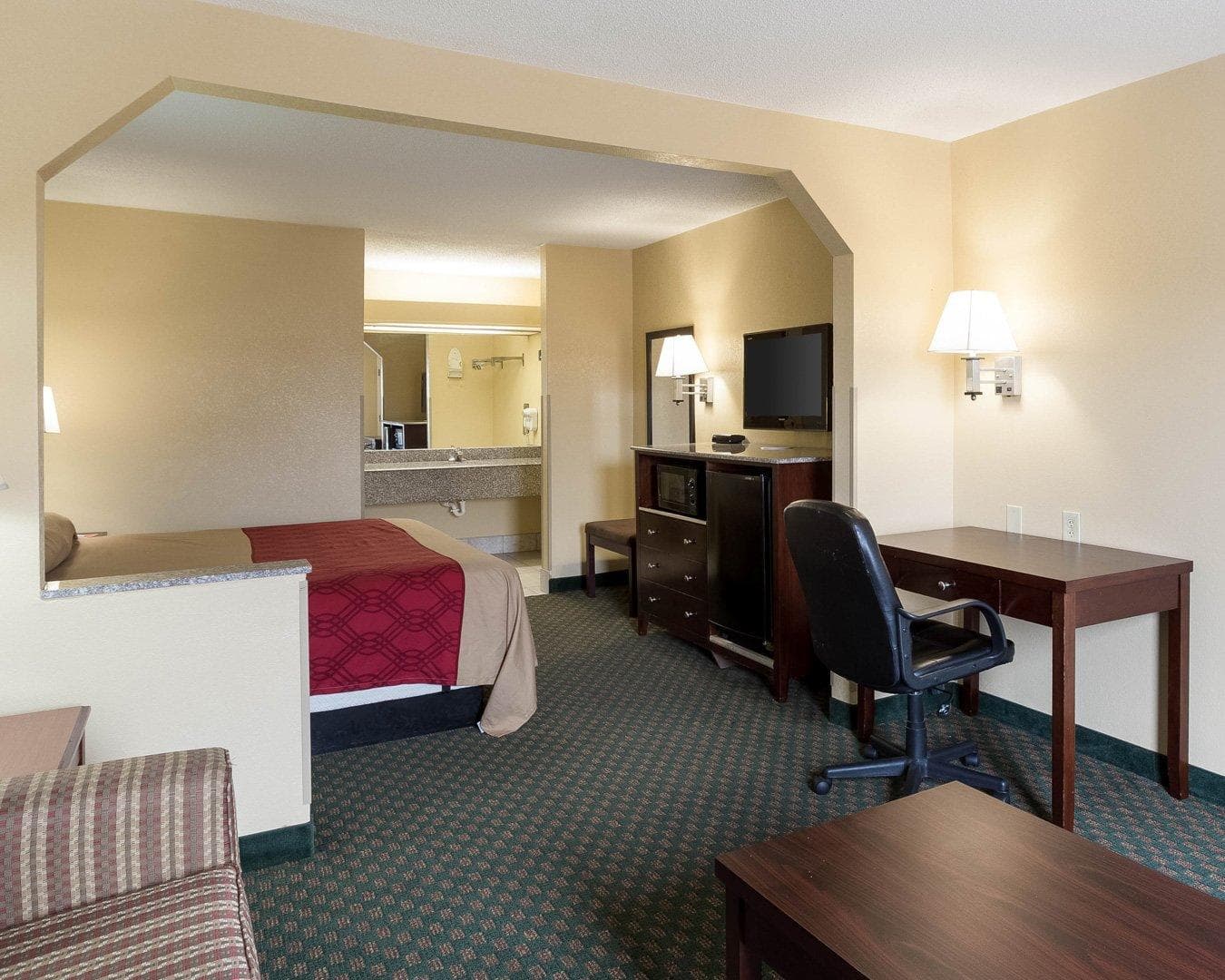 Rodeway Inn & Suites New Orleans Gentilly — 17