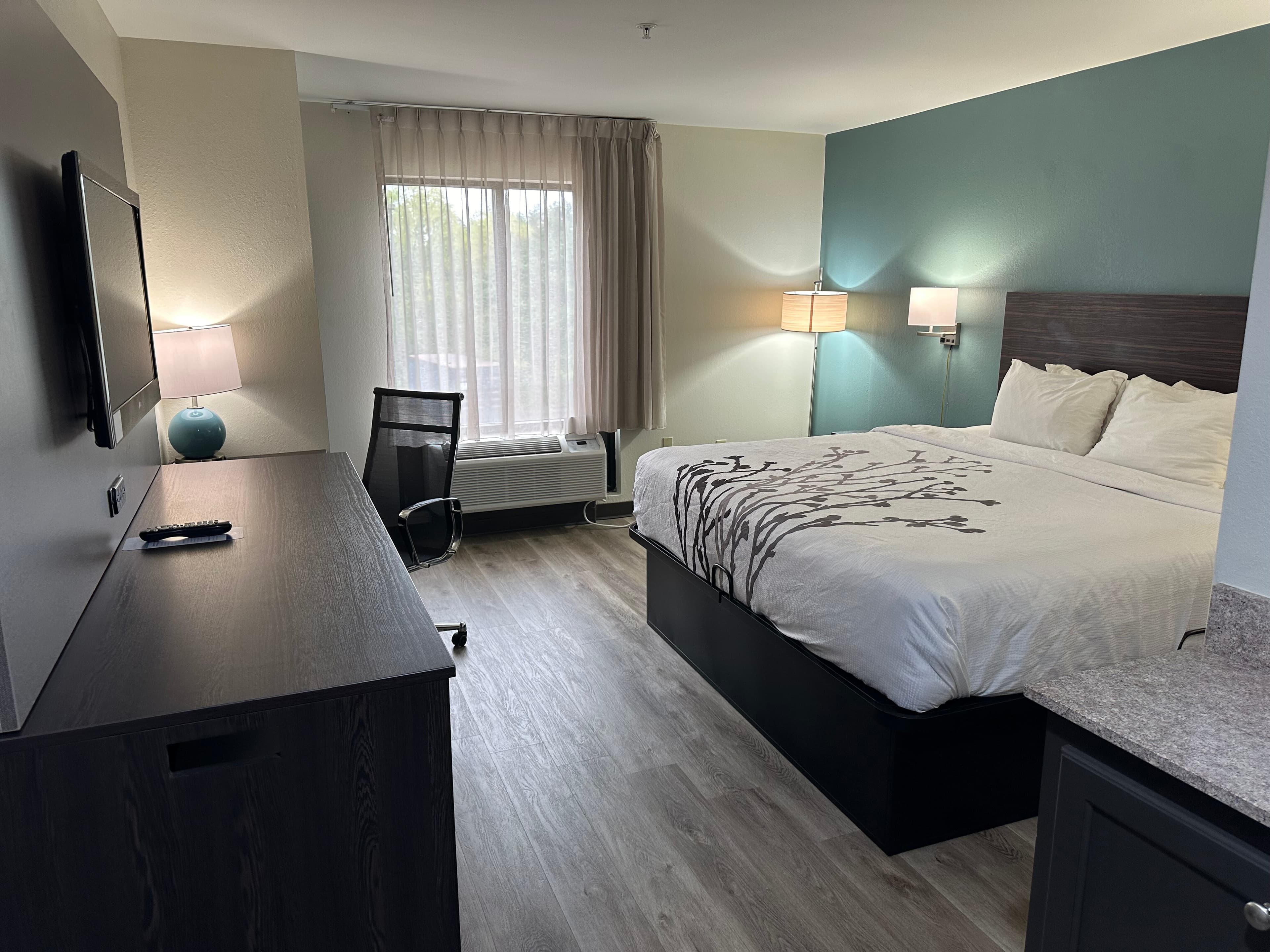 Sleep Inn & Suites Pineville - Alexandria - Image 2