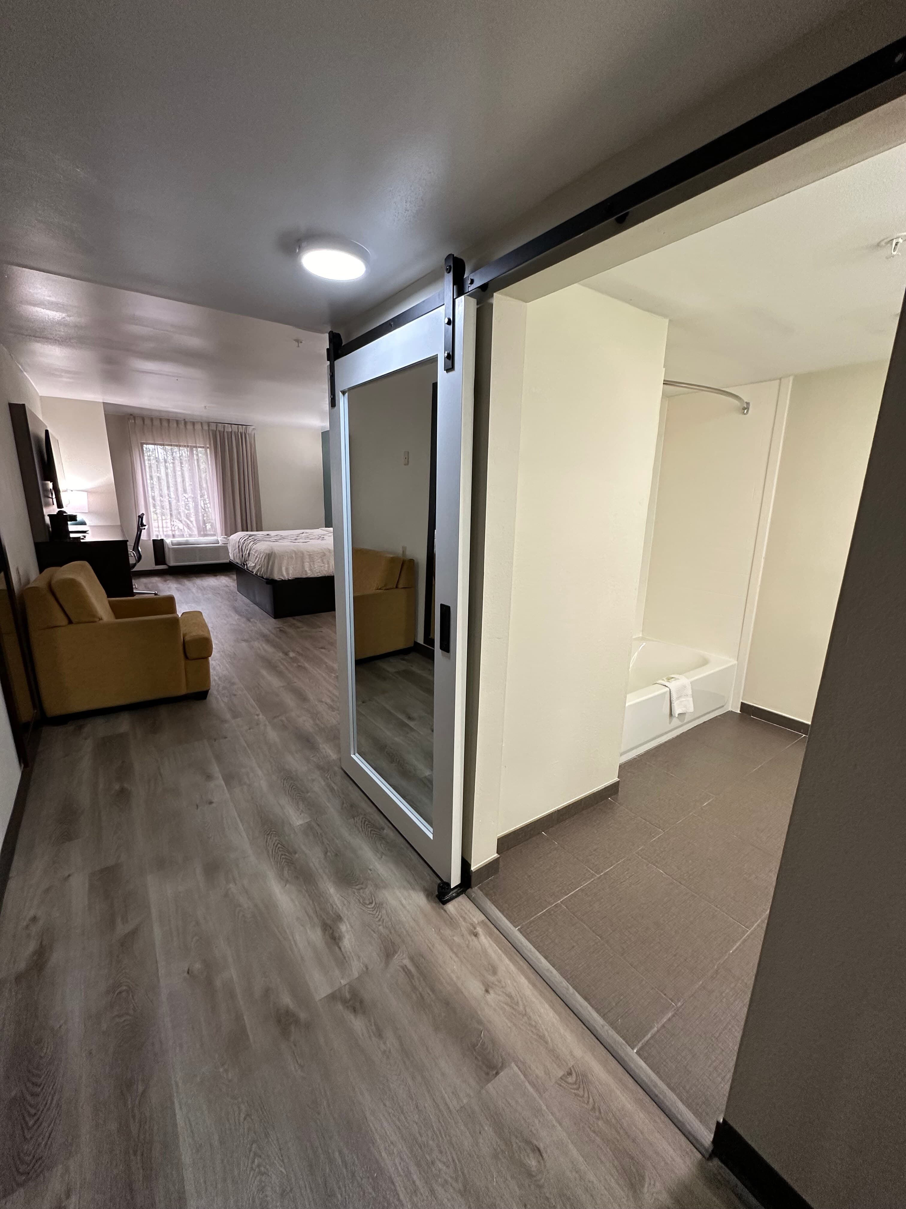 Sleep Inn & Suites Pineville - Alexandria — 16