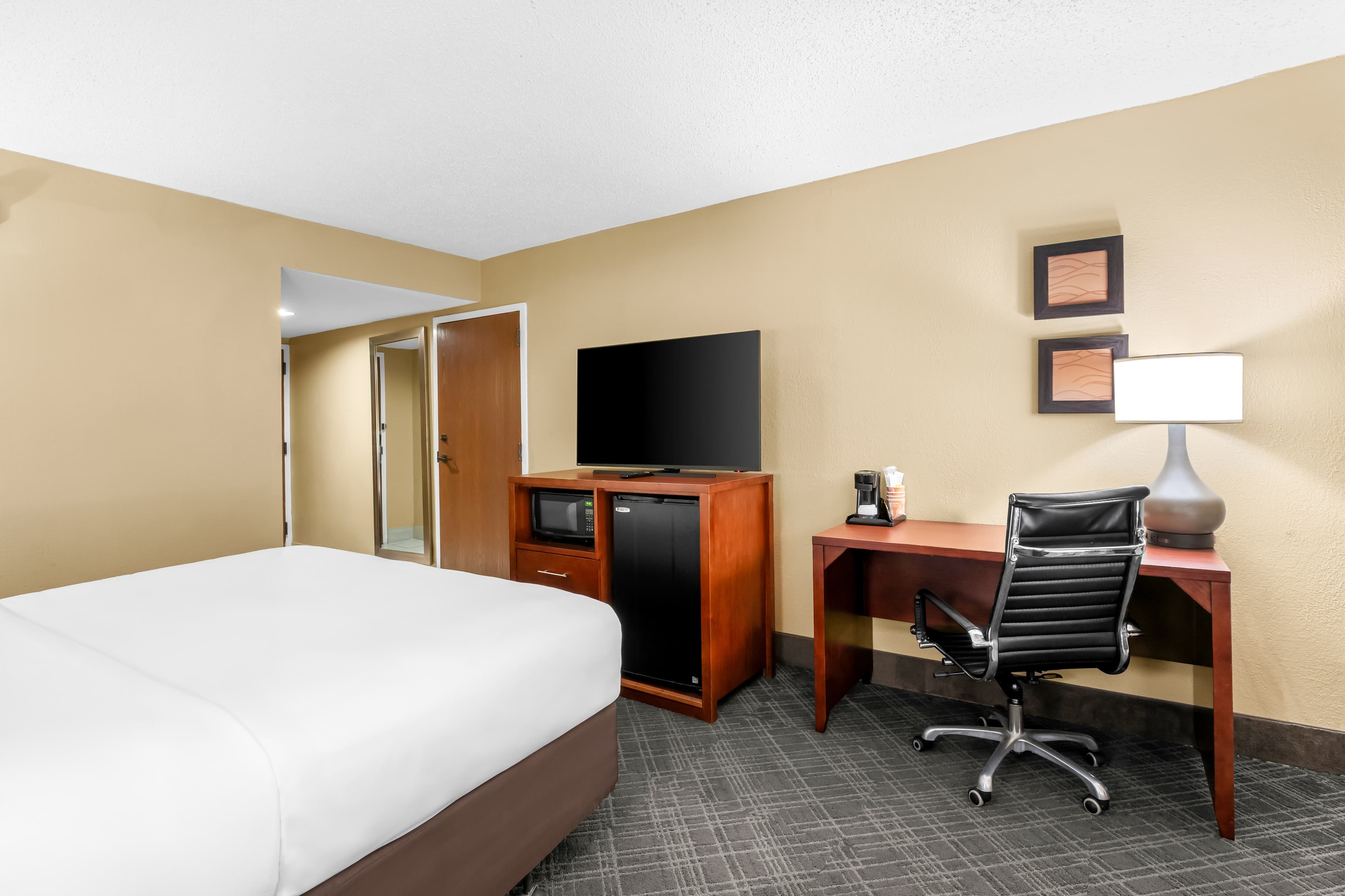 Comfort Inn University Area - Image 4