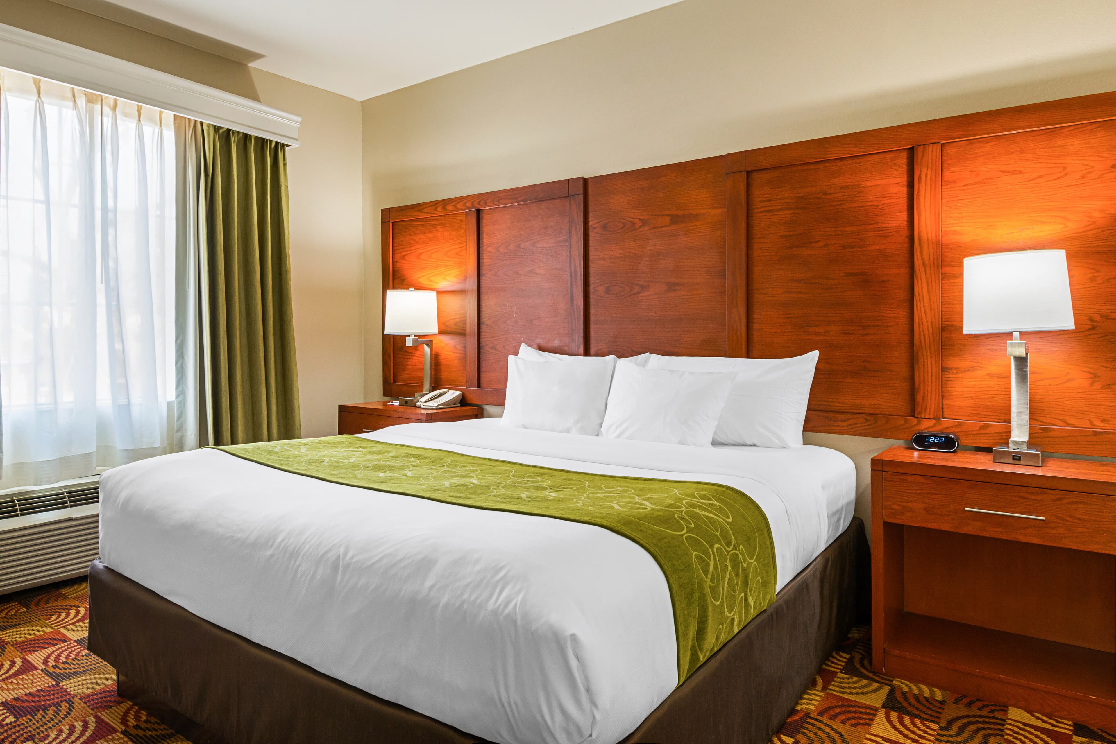 Comfort Suites Lake Charles - Image 1