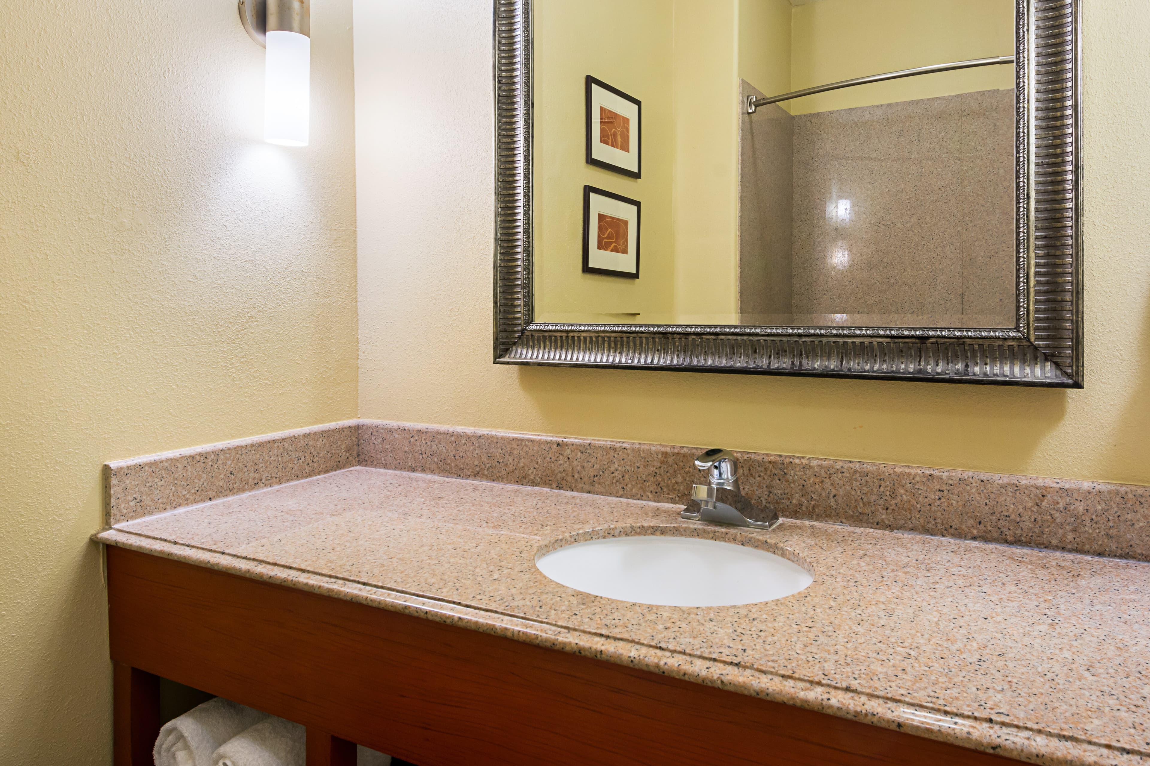 Comfort Suites Lake Charles — 10