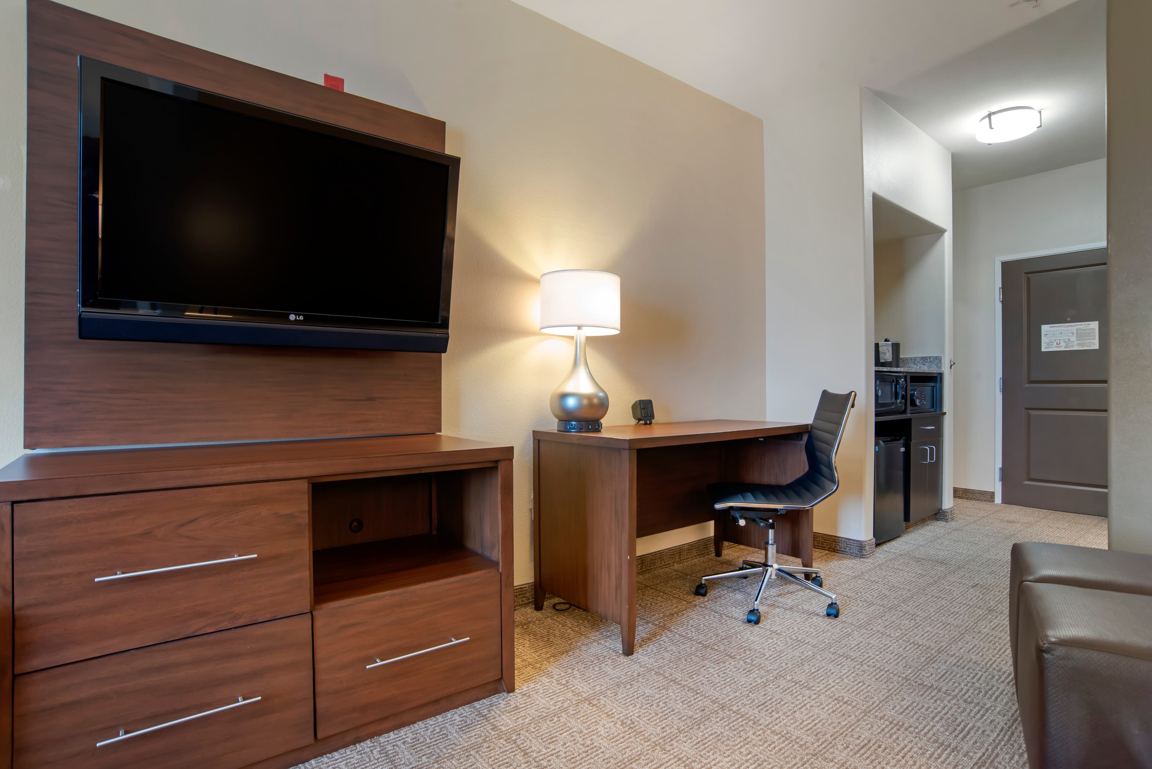 Comfort Suites Alexandria North - Image 5