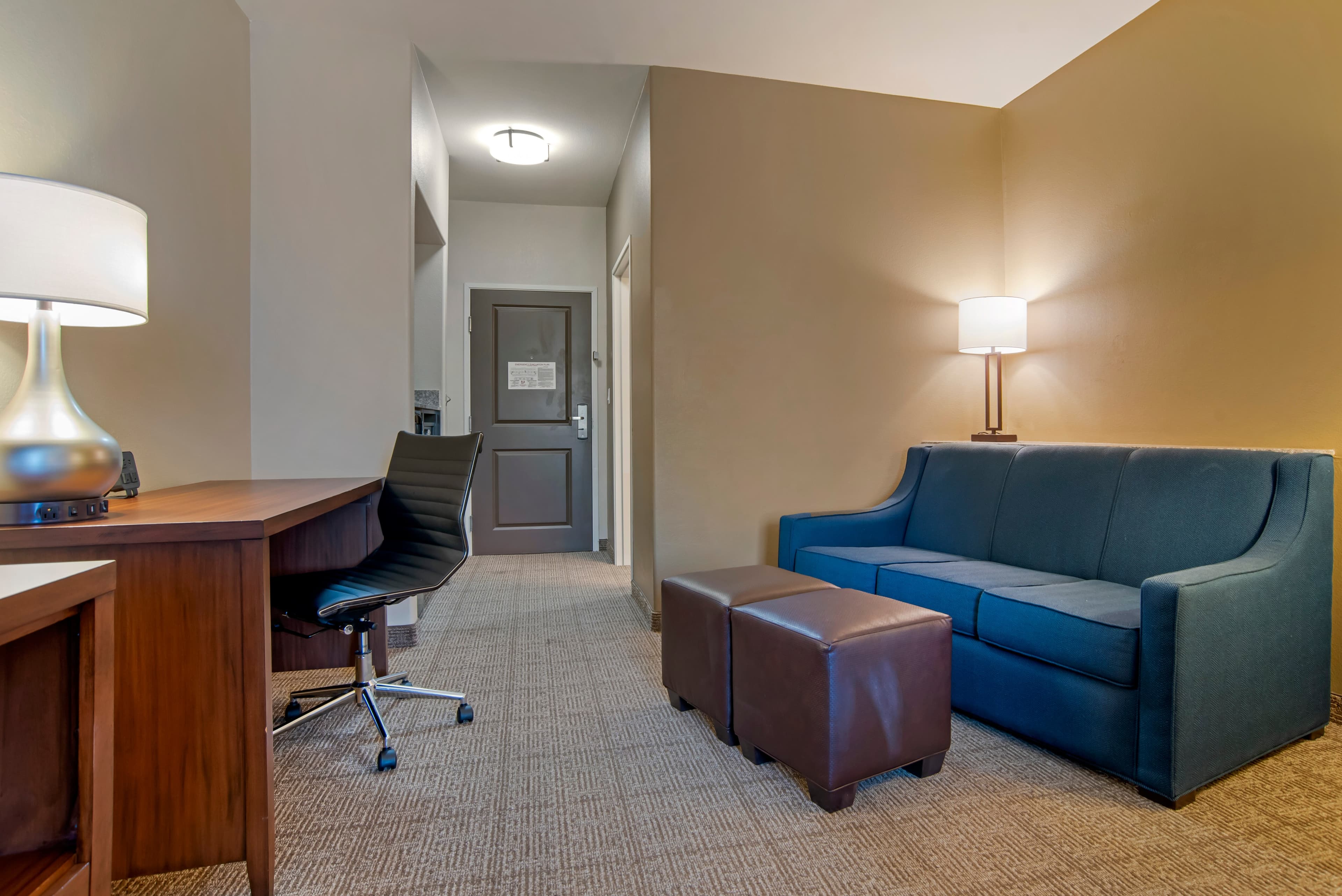 Comfort Suites Alexandria North — 6