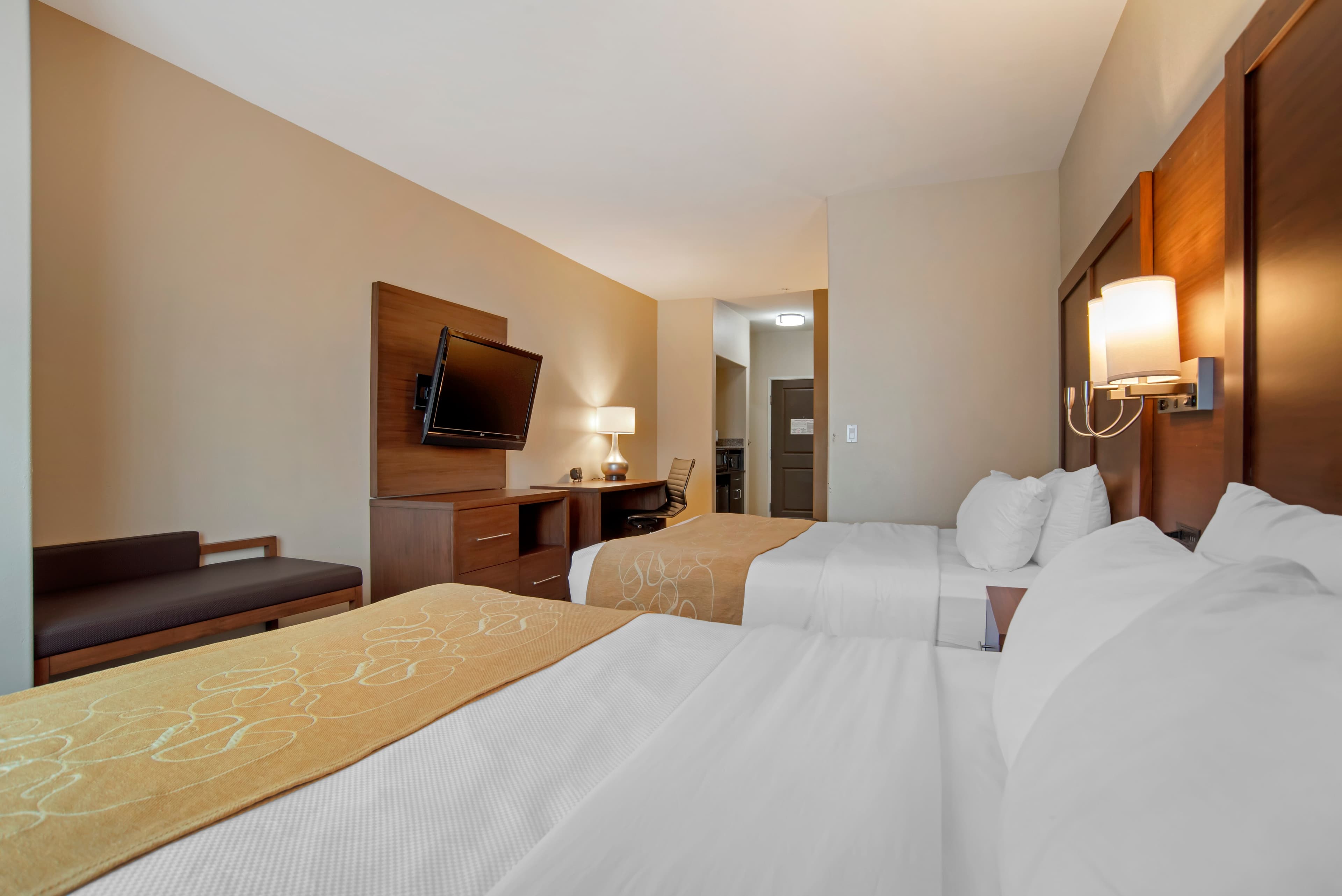 Comfort Suites Alexandria North — 11
