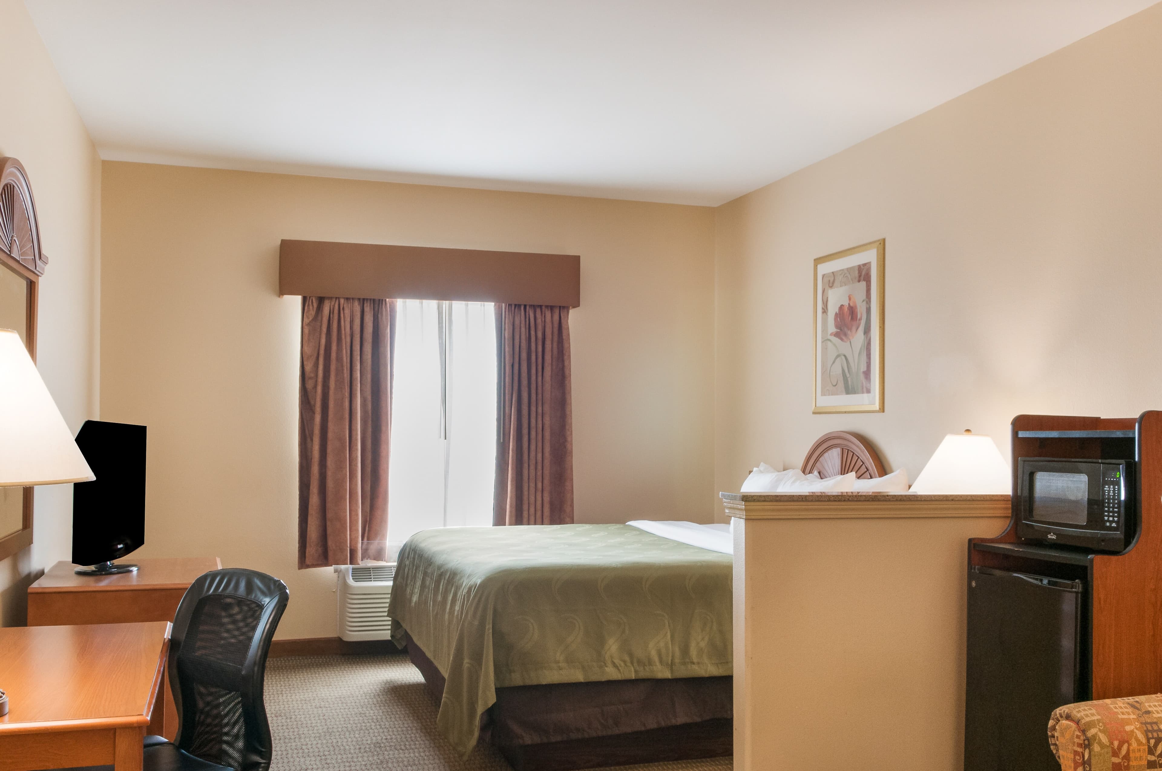 Quality Inn & Suites Houma — 16