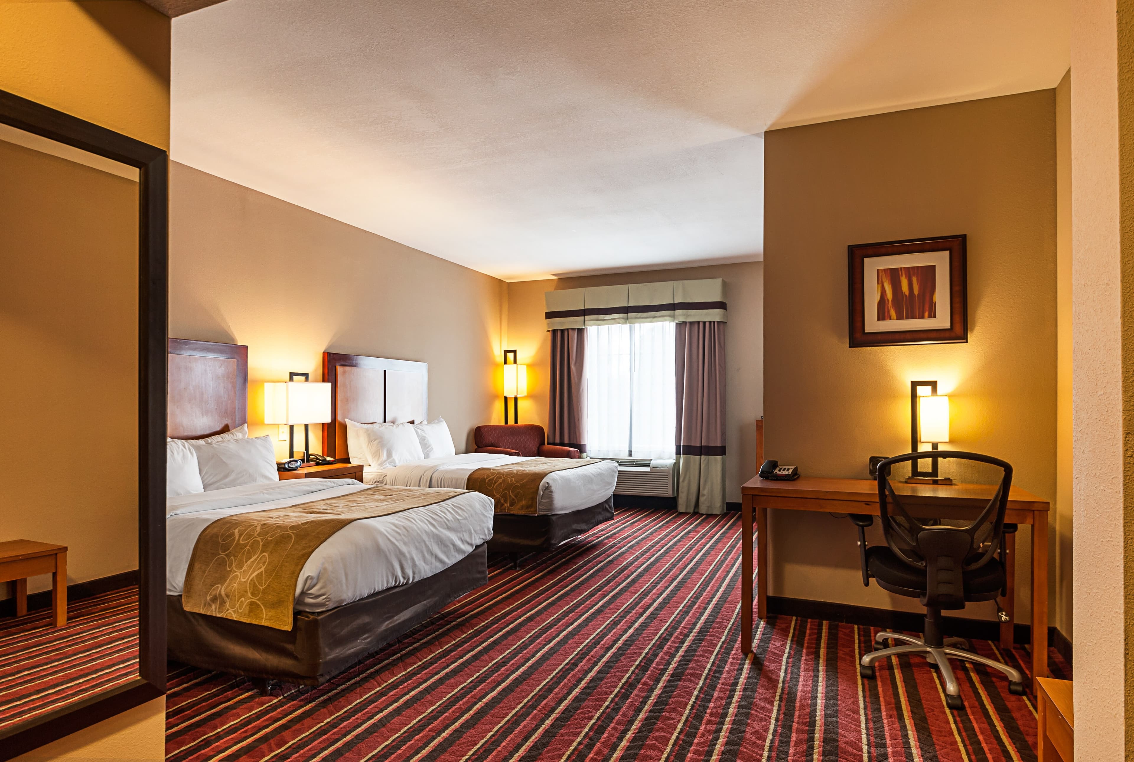 Comfort Suites Sulphur-Lake Charles - Image 2