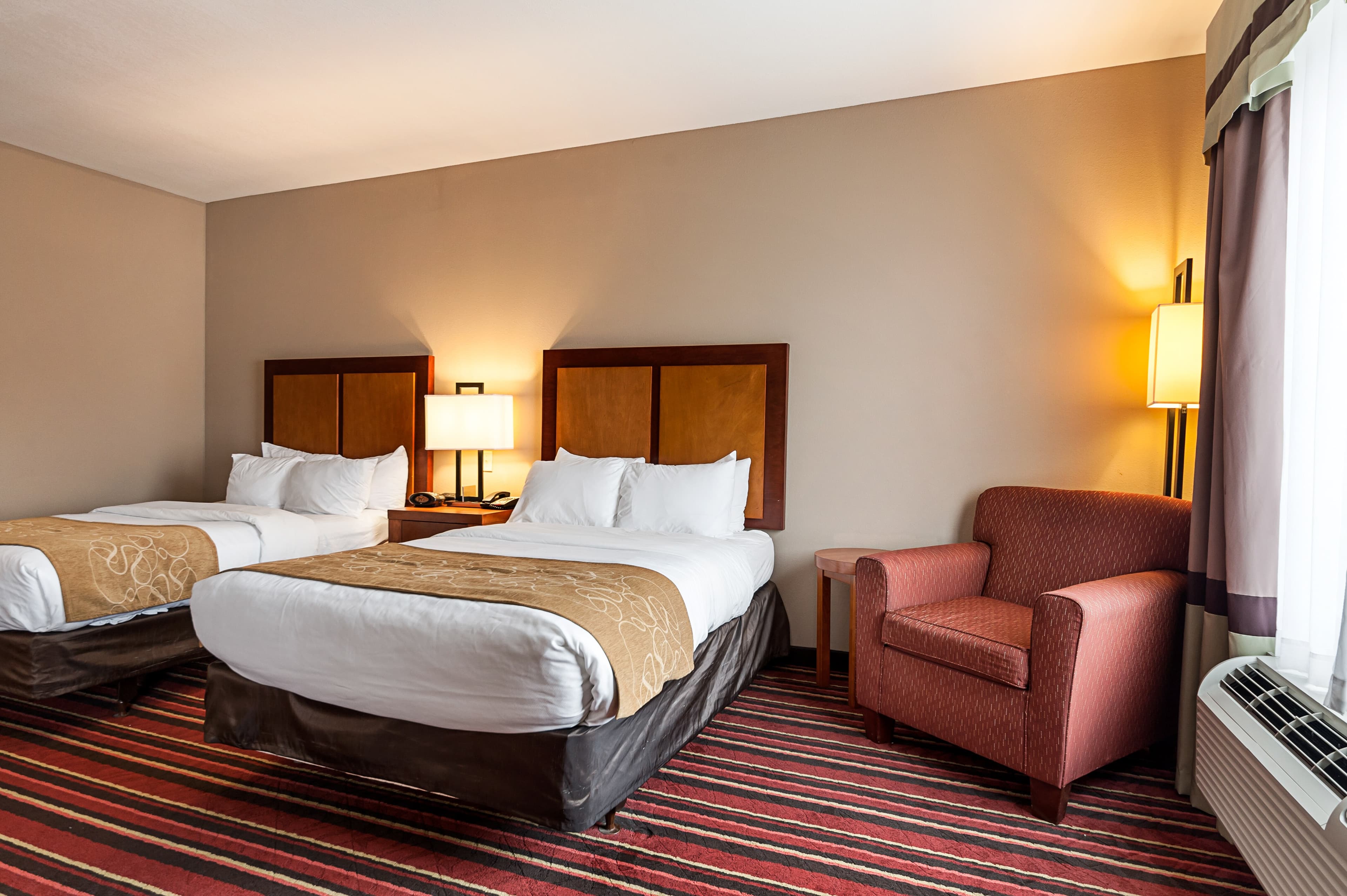 Comfort Suites Sulphur-Lake Charles - Image 4