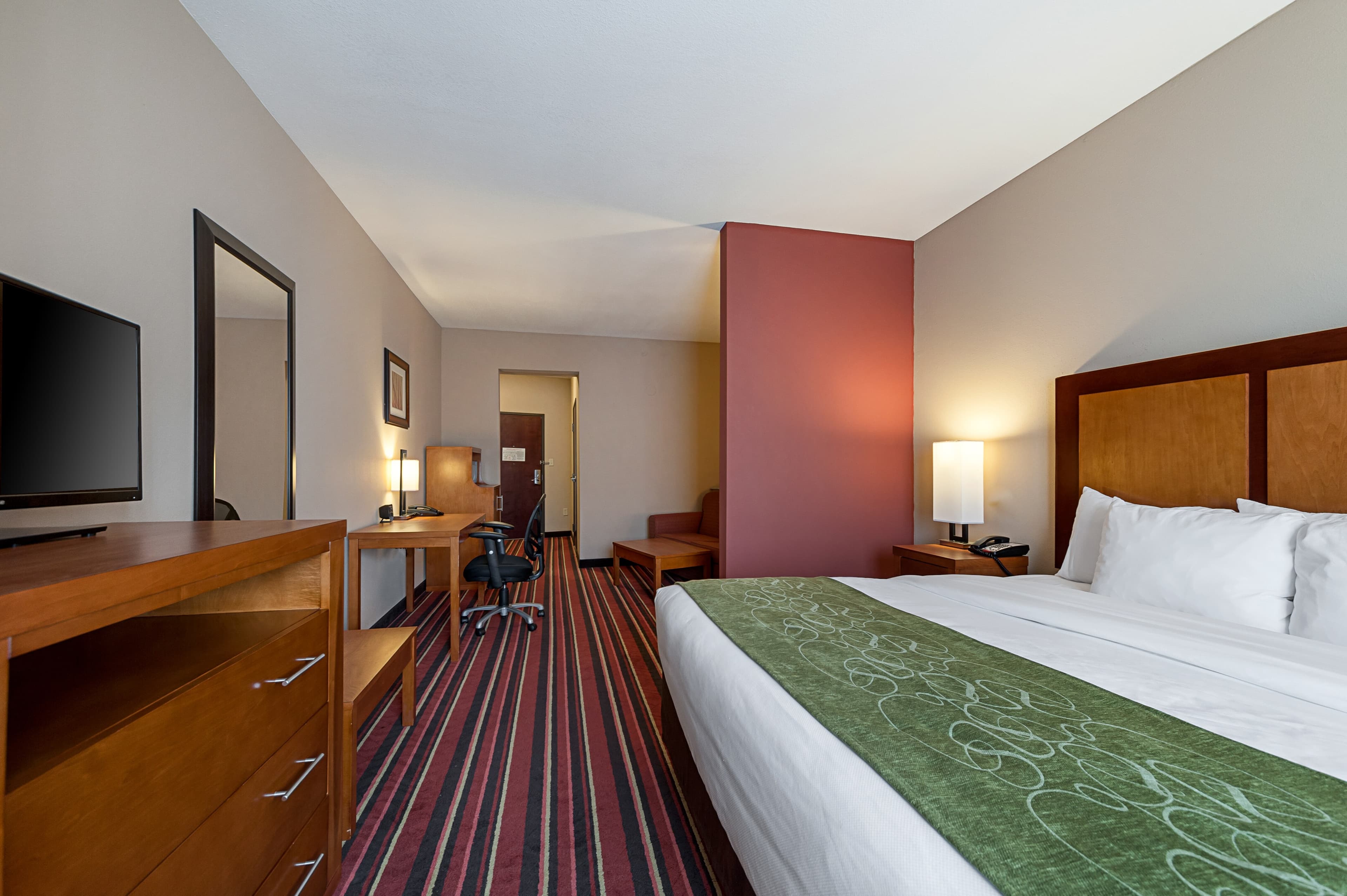 Comfort Suites Sulphur-Lake Charles — 9