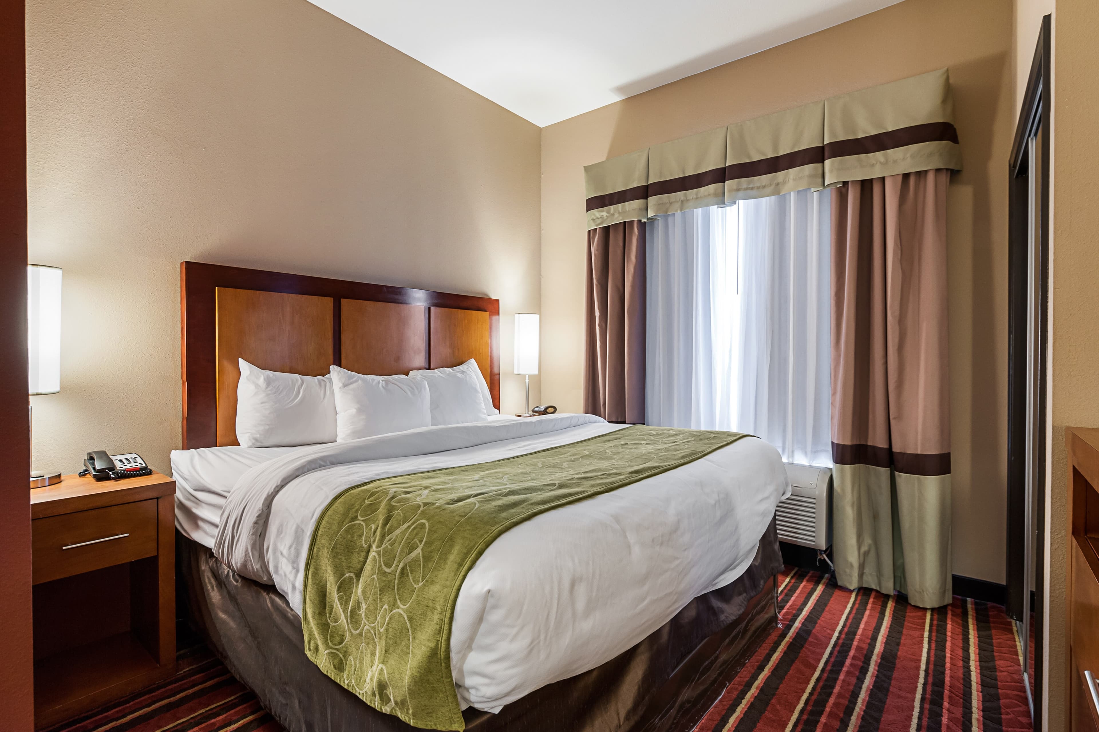 Comfort Suites Sulphur-Lake Charles — 16