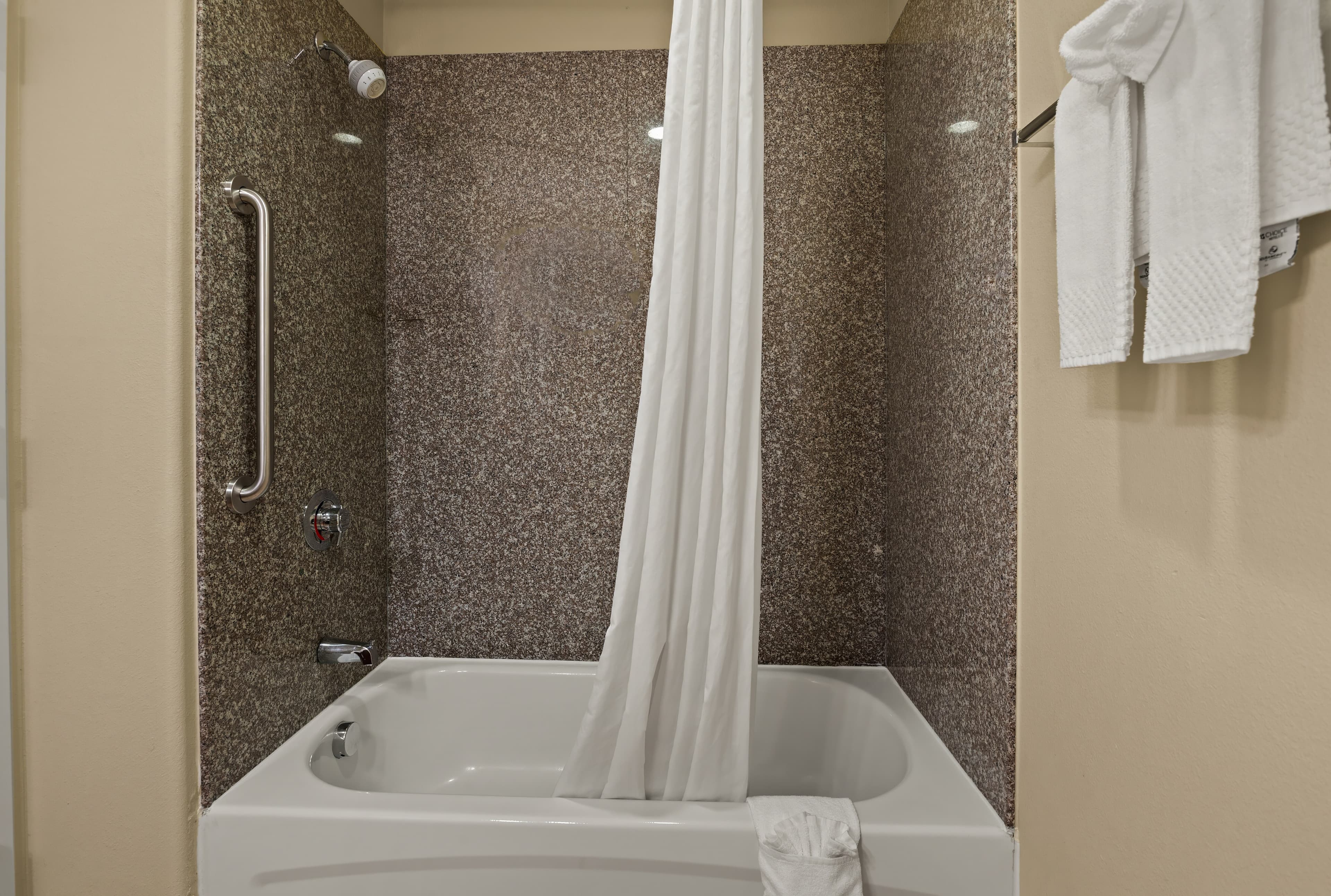 MainStay Suites Houma — 13