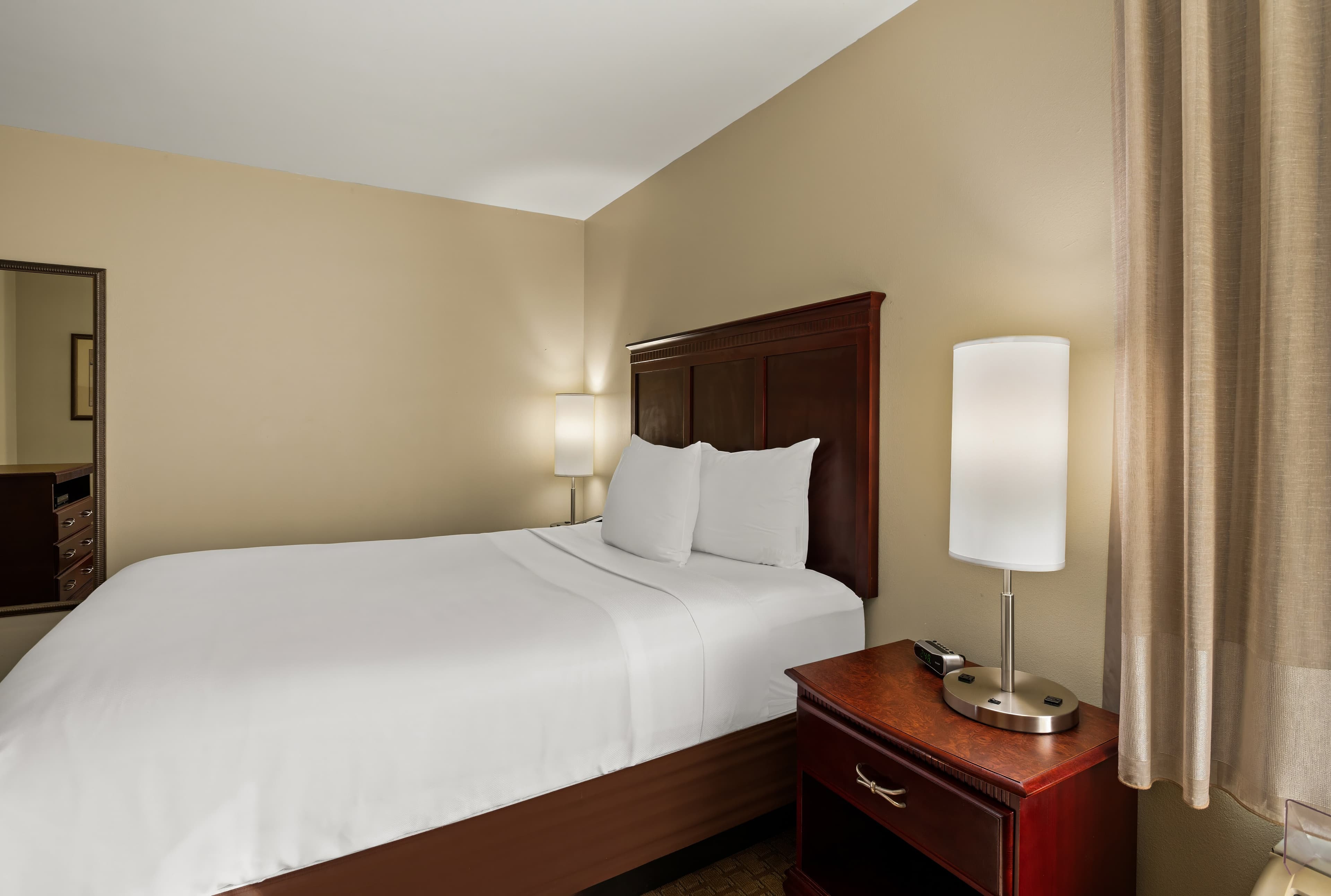 MainStay Suites Houma — 16