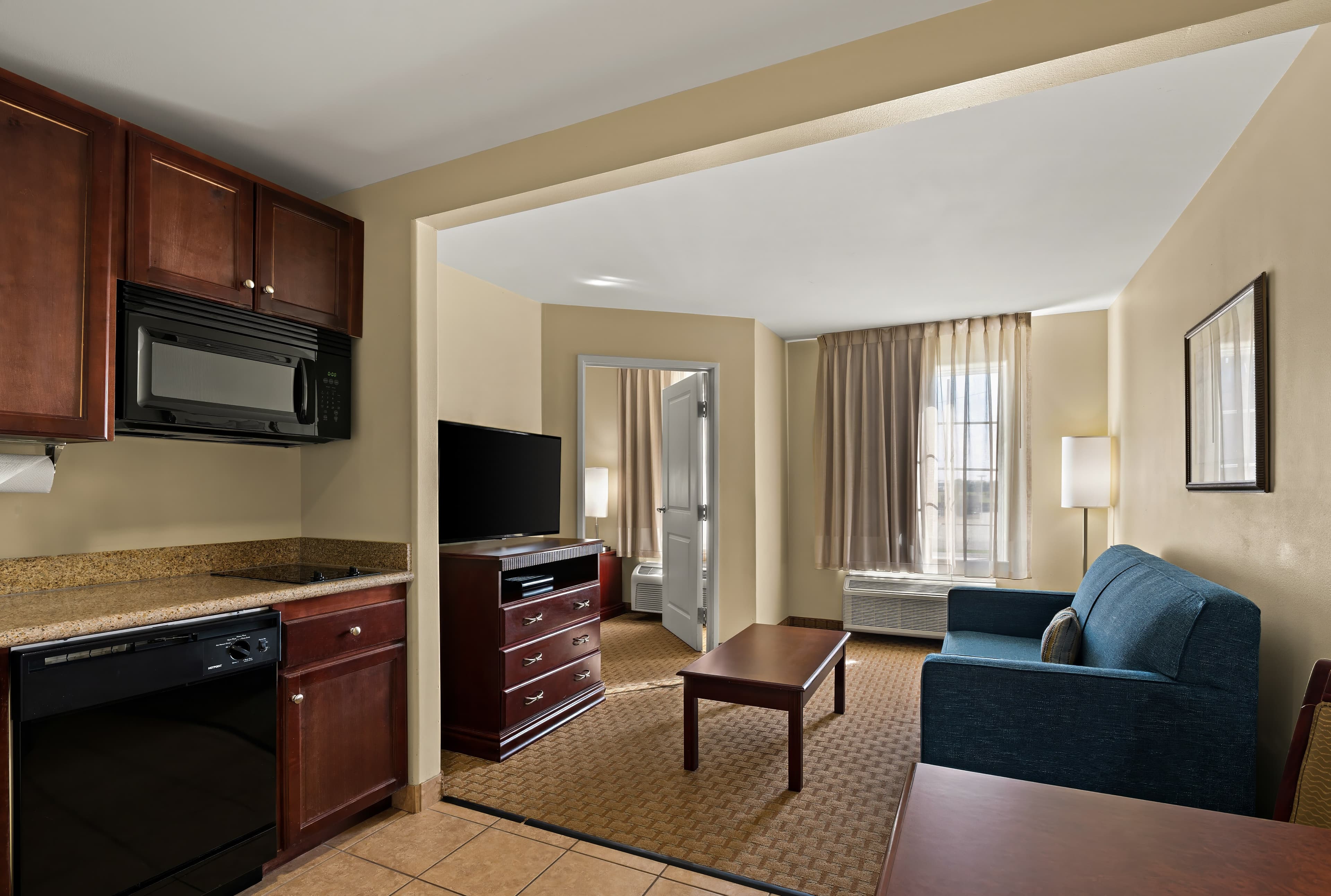 MainStay Suites Houma — 17