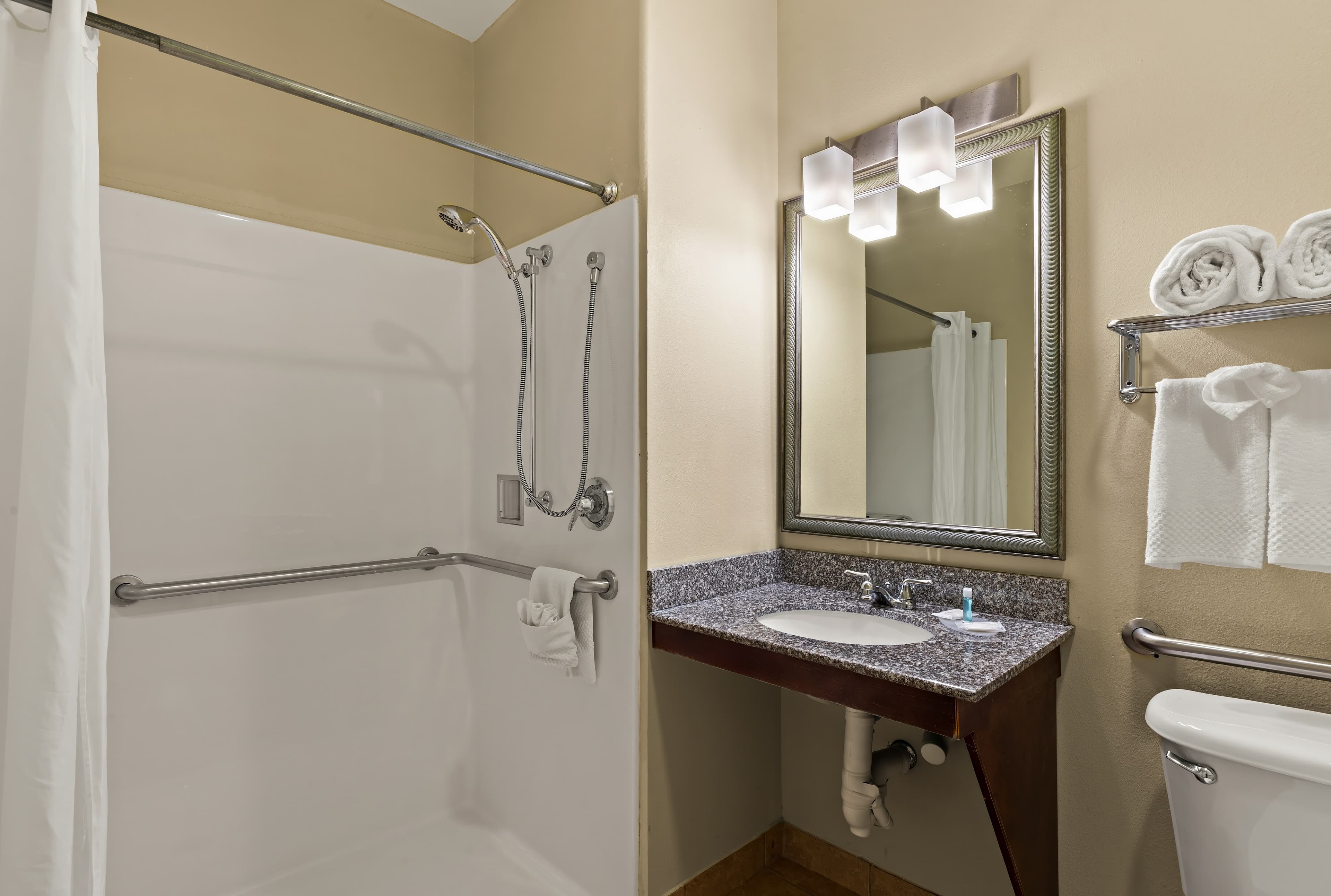 MainStay Suites Houma - Image 4